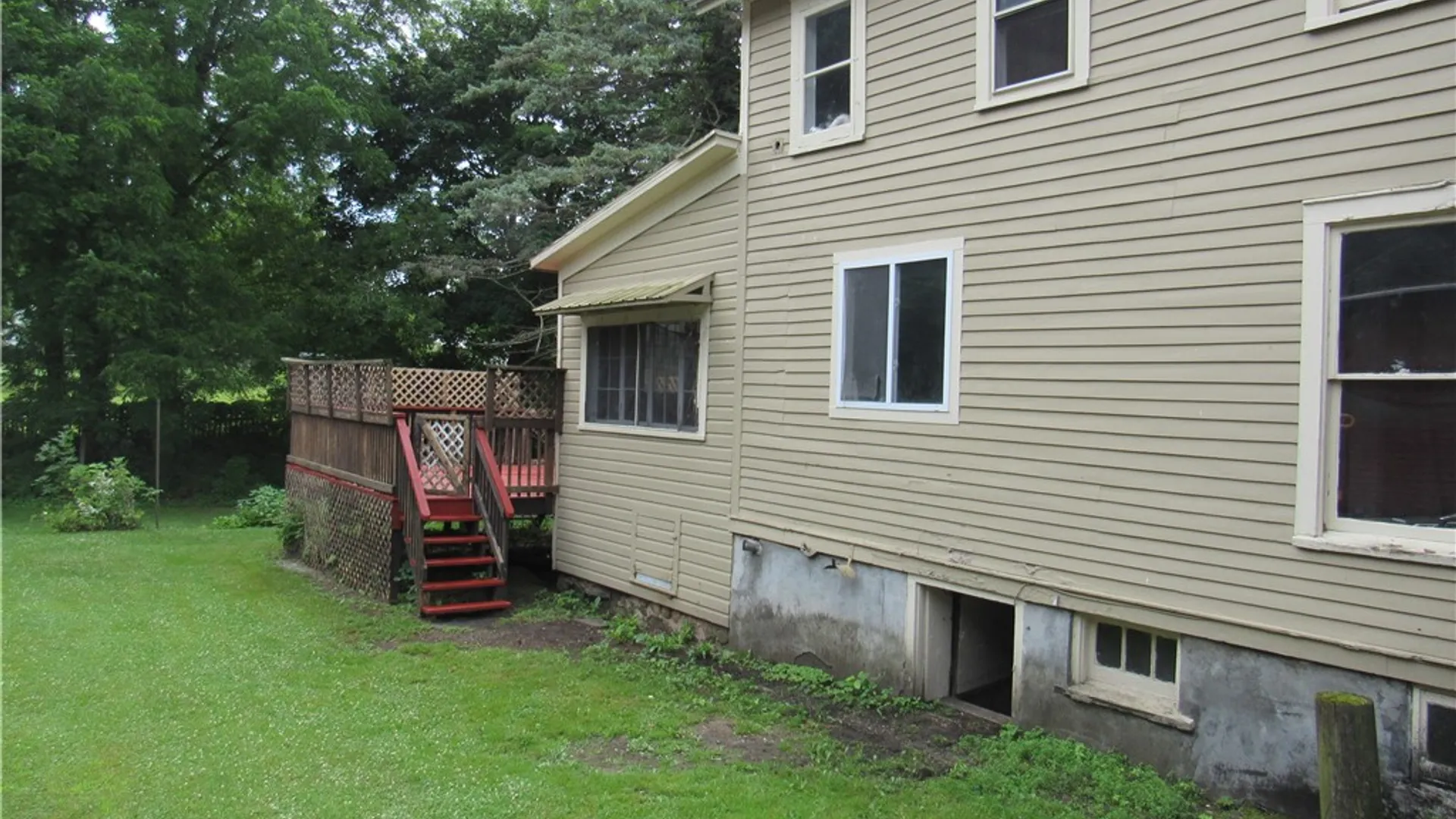 Property at 86 Phelps Street, Lyons, NY 14489 5