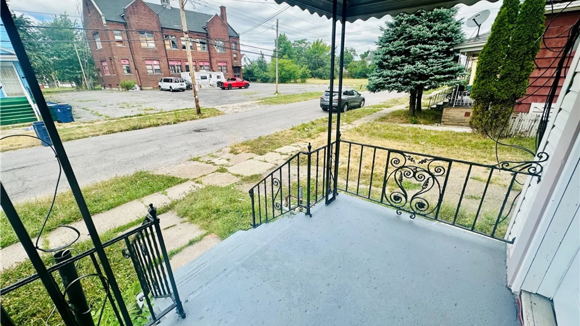 Property at 409 Koons Avenue, Buffalo, NY 14211 5