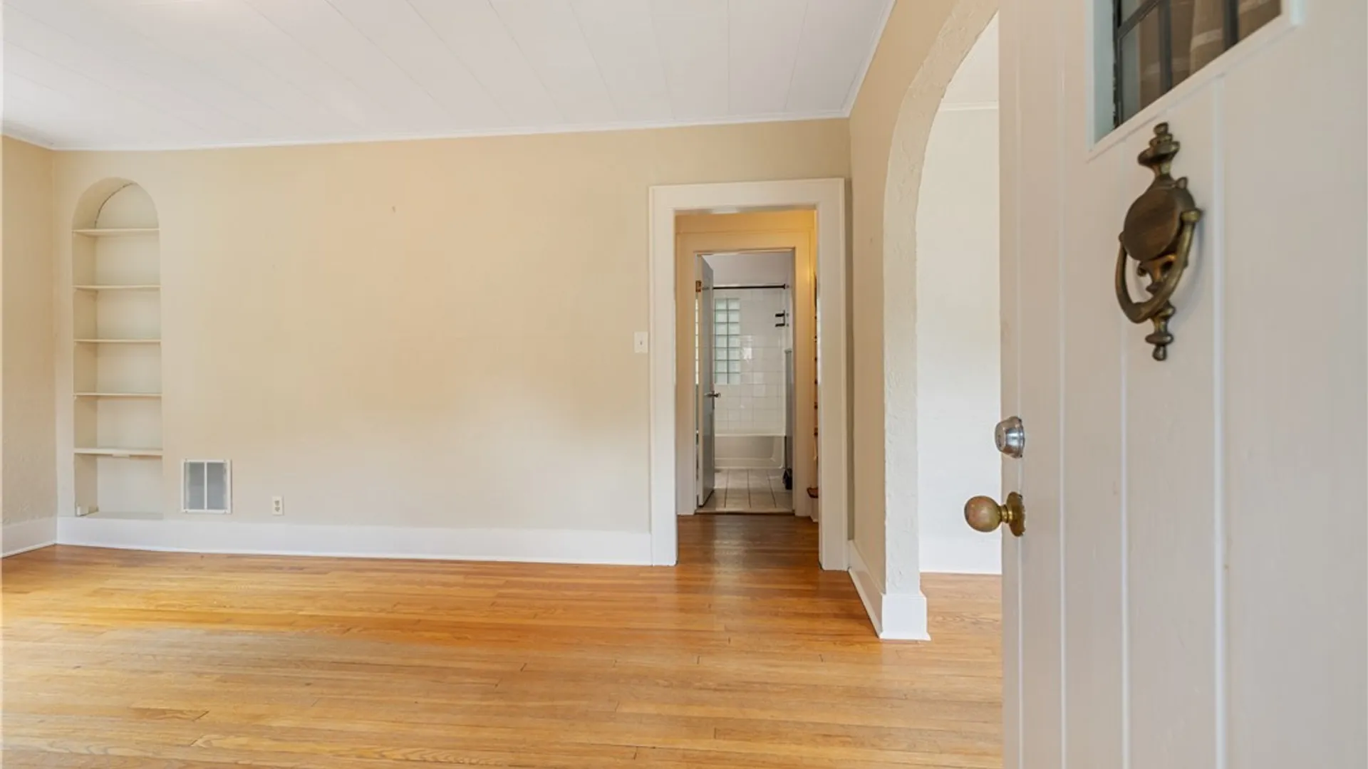 Property at 448 Buckingham Avenue, Syracuse, NY 13210 4