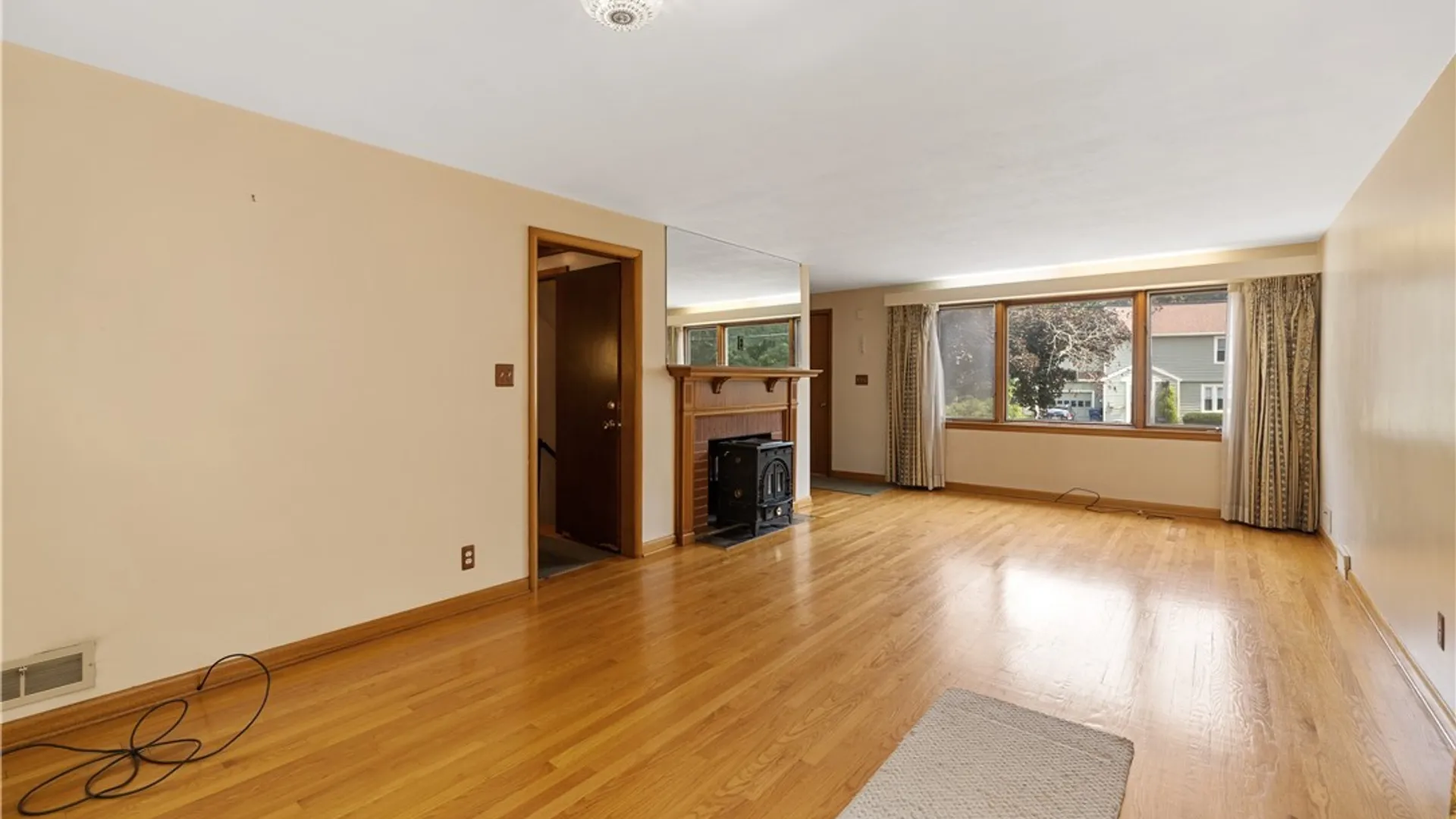 Property at 444 Buckingham Avenue, Syracuse, NY 13210 8
