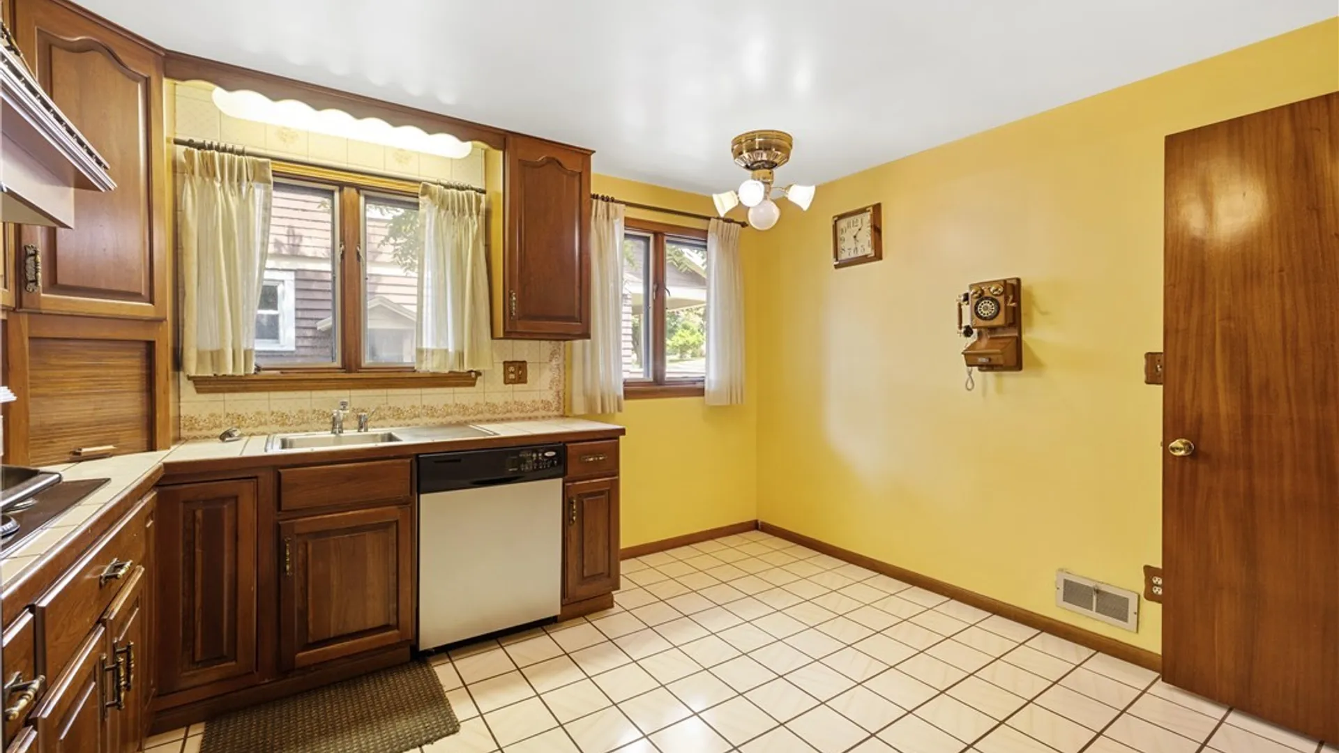 Property at 444 Buckingham Avenue, Syracuse, NY 13210 12