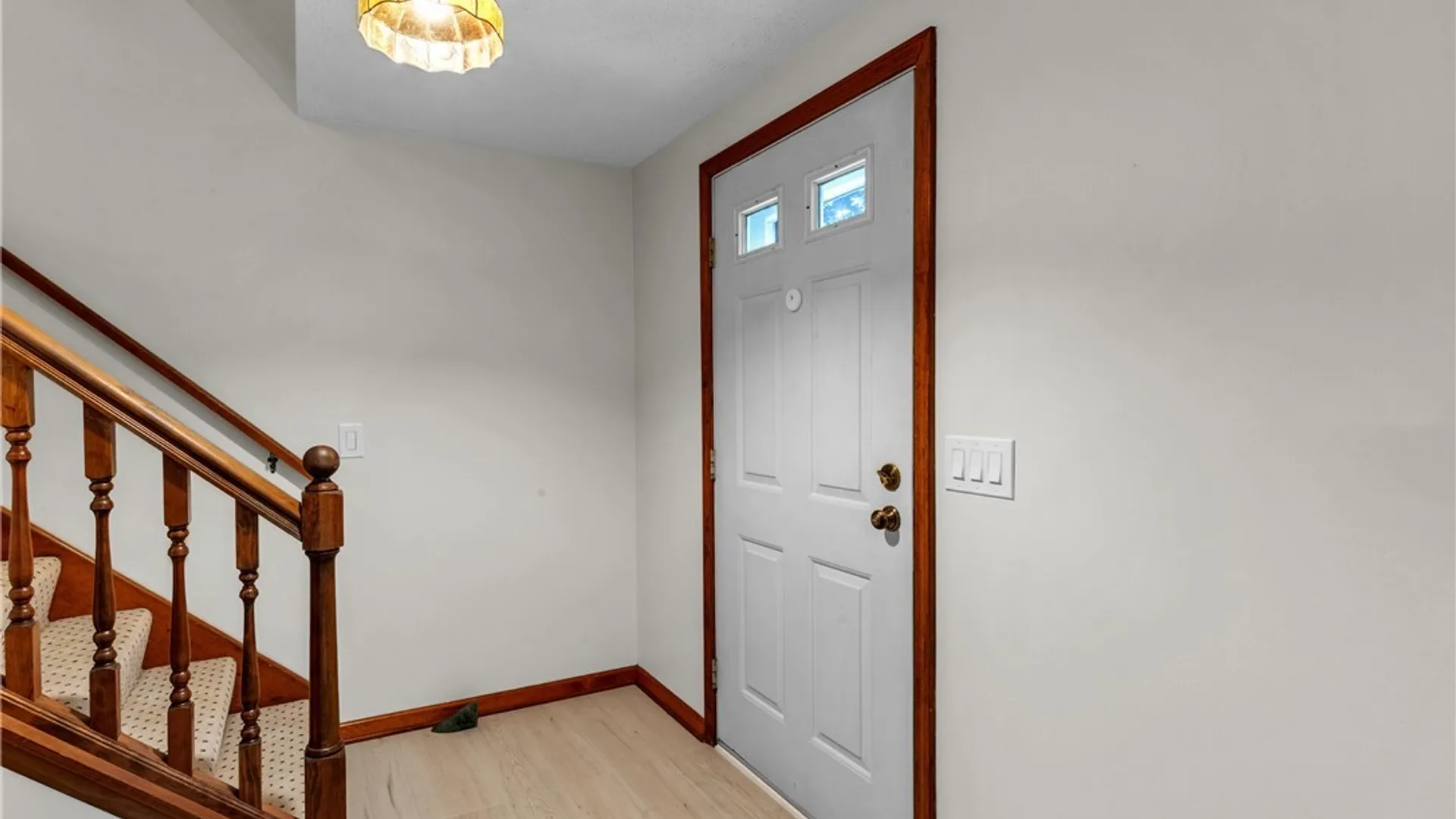 Property at 52 Wimbledon Lane, West Seneca, NY 14224 7