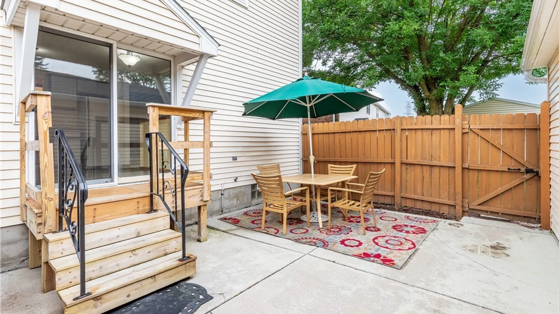 Property at 52 Wimbledon Lane, West Seneca, NY 14224 4