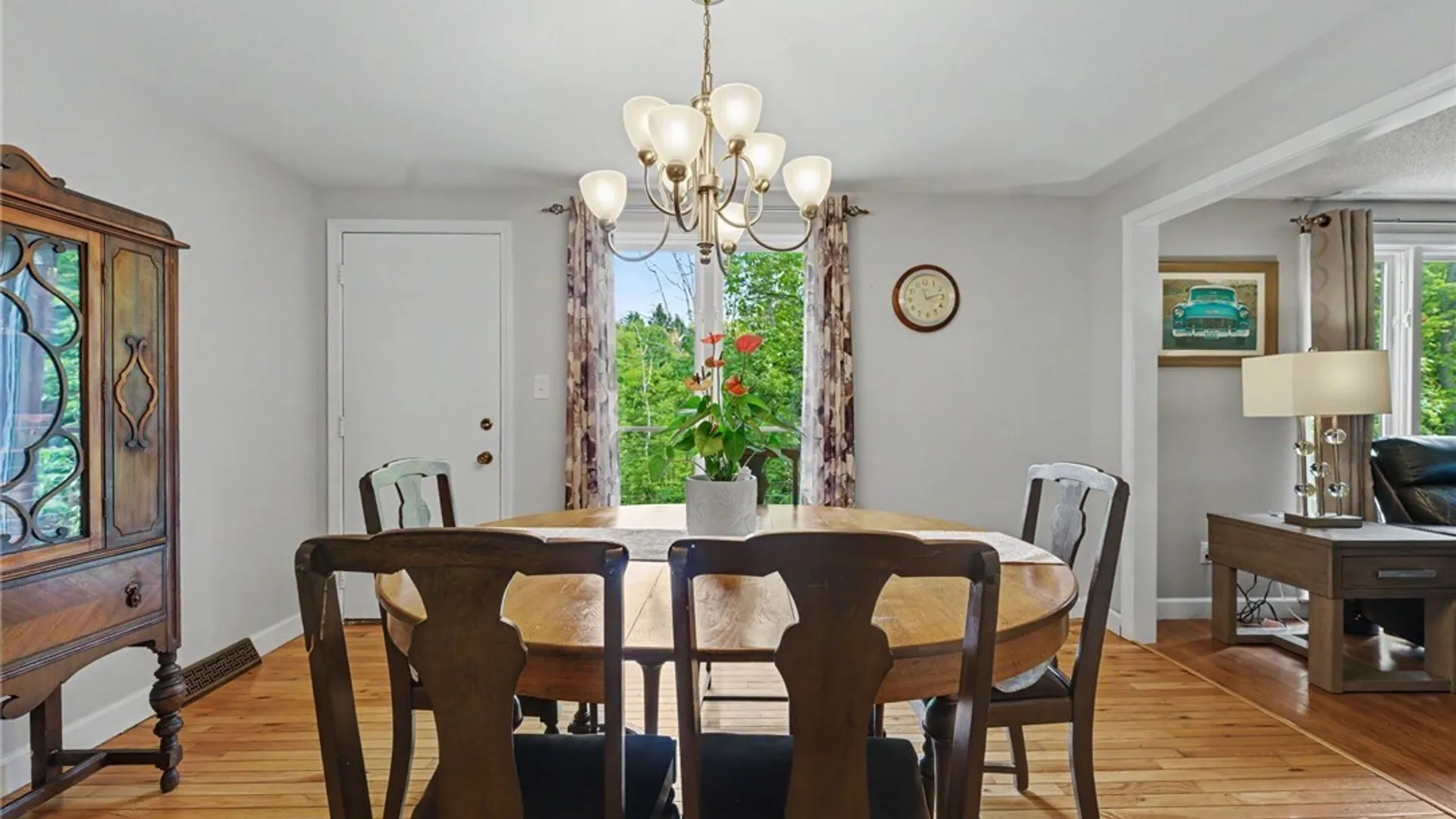 Property at 12 Fairlawn Drive, Aurora, NY 14052 14