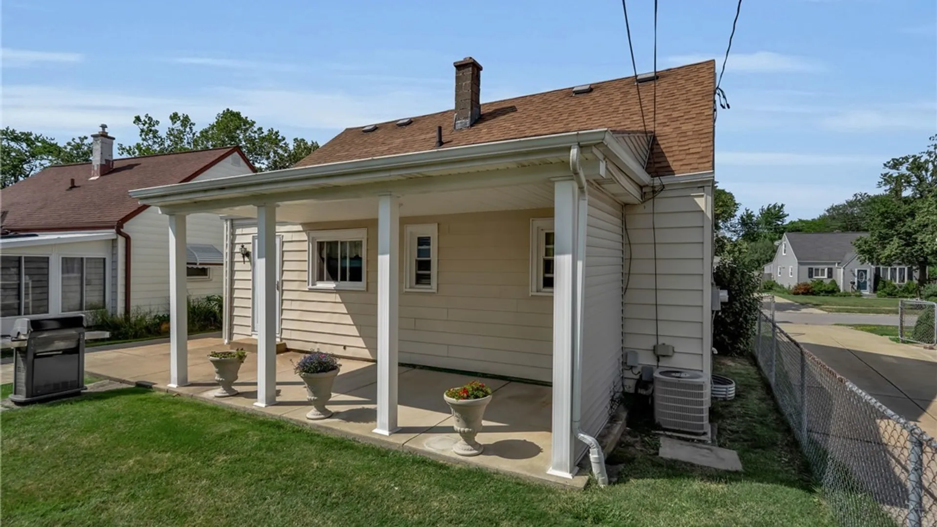 Property at 90 Nicholas Drive, Tonawanda, NY 14150 12