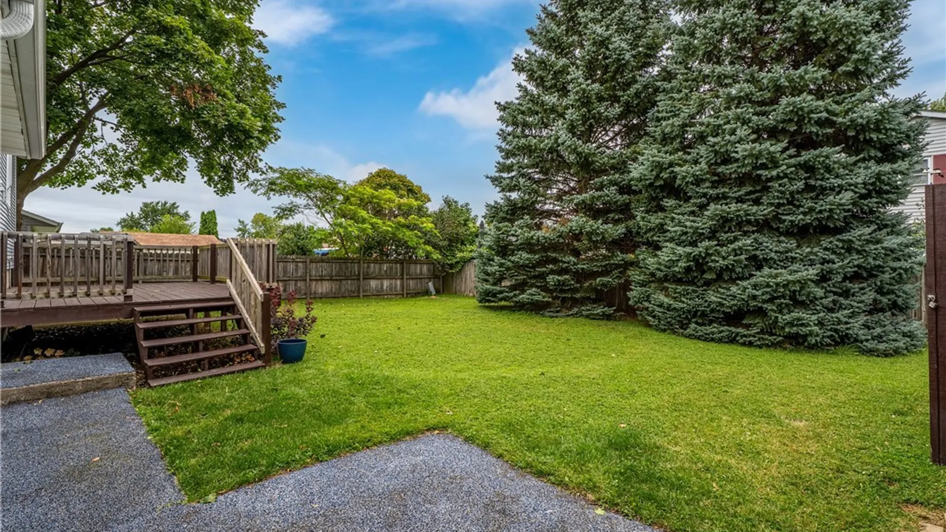 Property at 1603 100th St, Niagara Falls, NY 14304 40