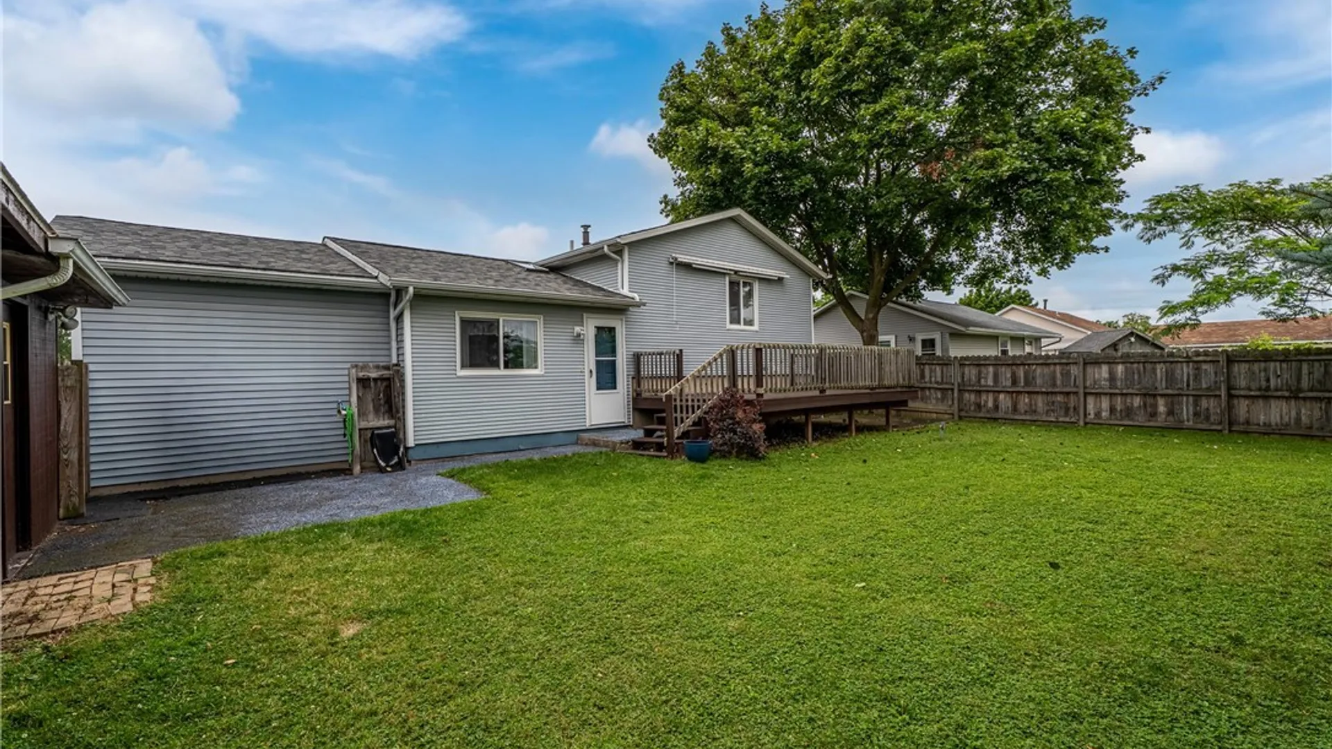 Property at 1603 100th St, Niagara Falls, NY 14304 33