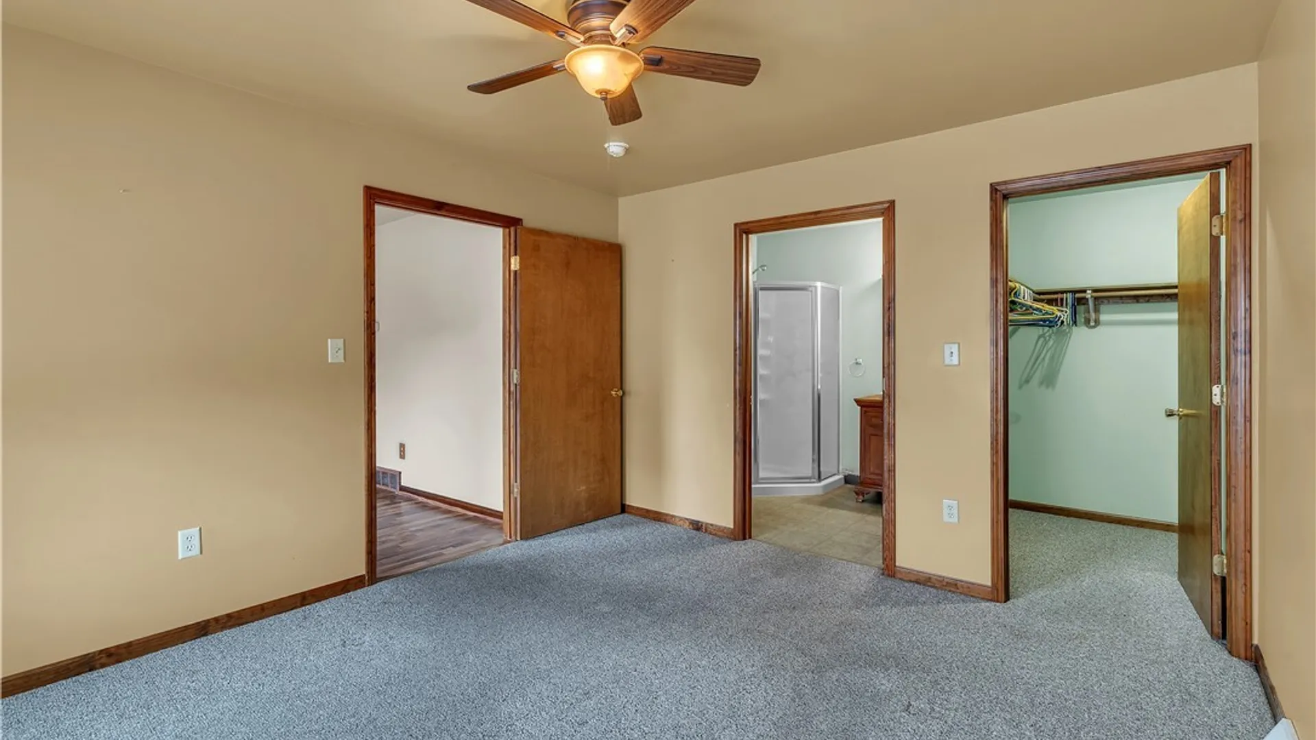 Property at 1603 100th St, Niagara Falls, NY 14304 18