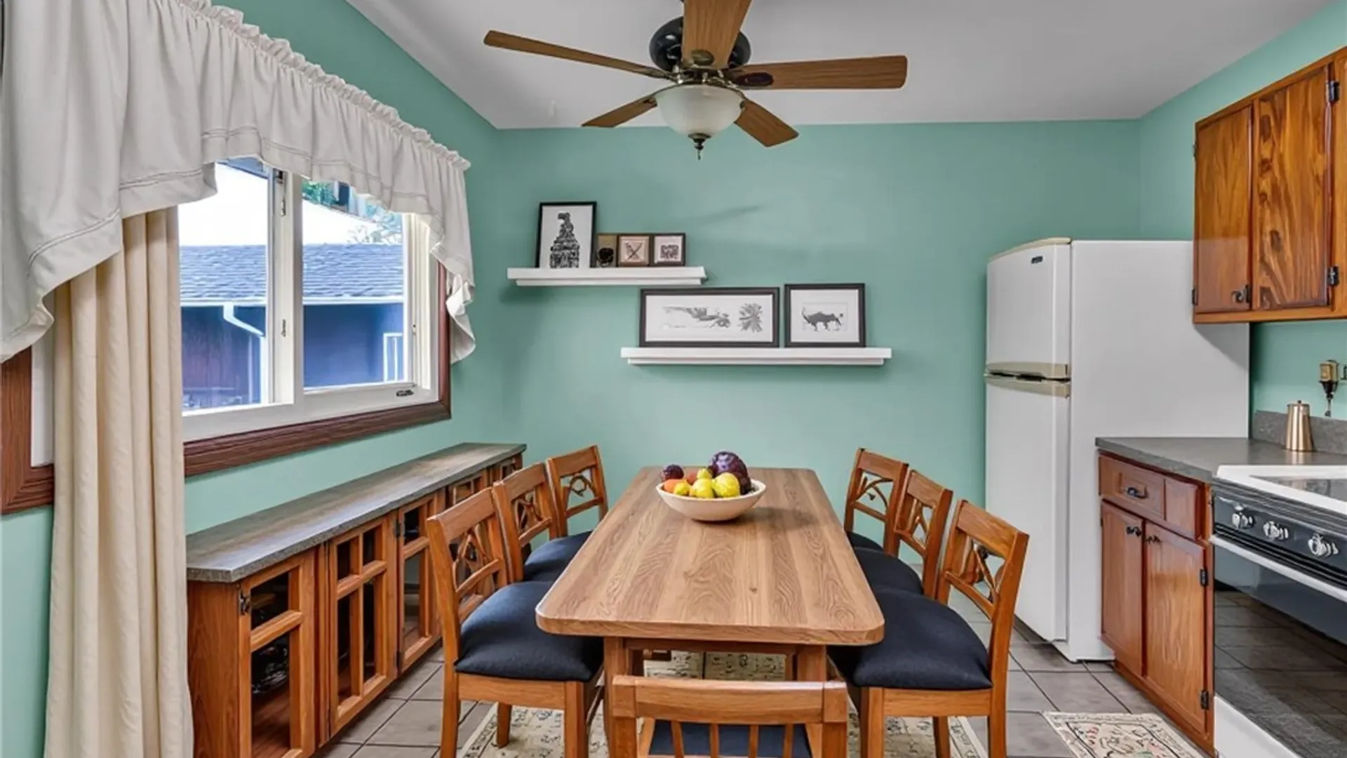 Property at 1603 100th St, Niagara Falls, NY 14304 10