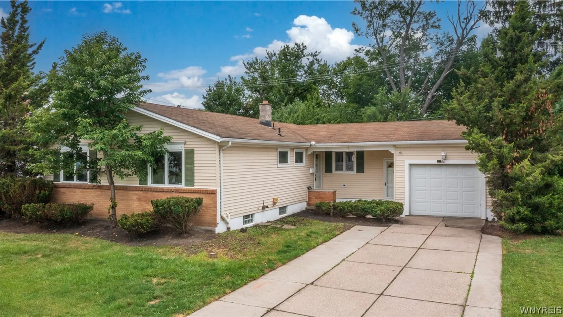Property at 16 Newgate Road, Amherst, NY 14226 40