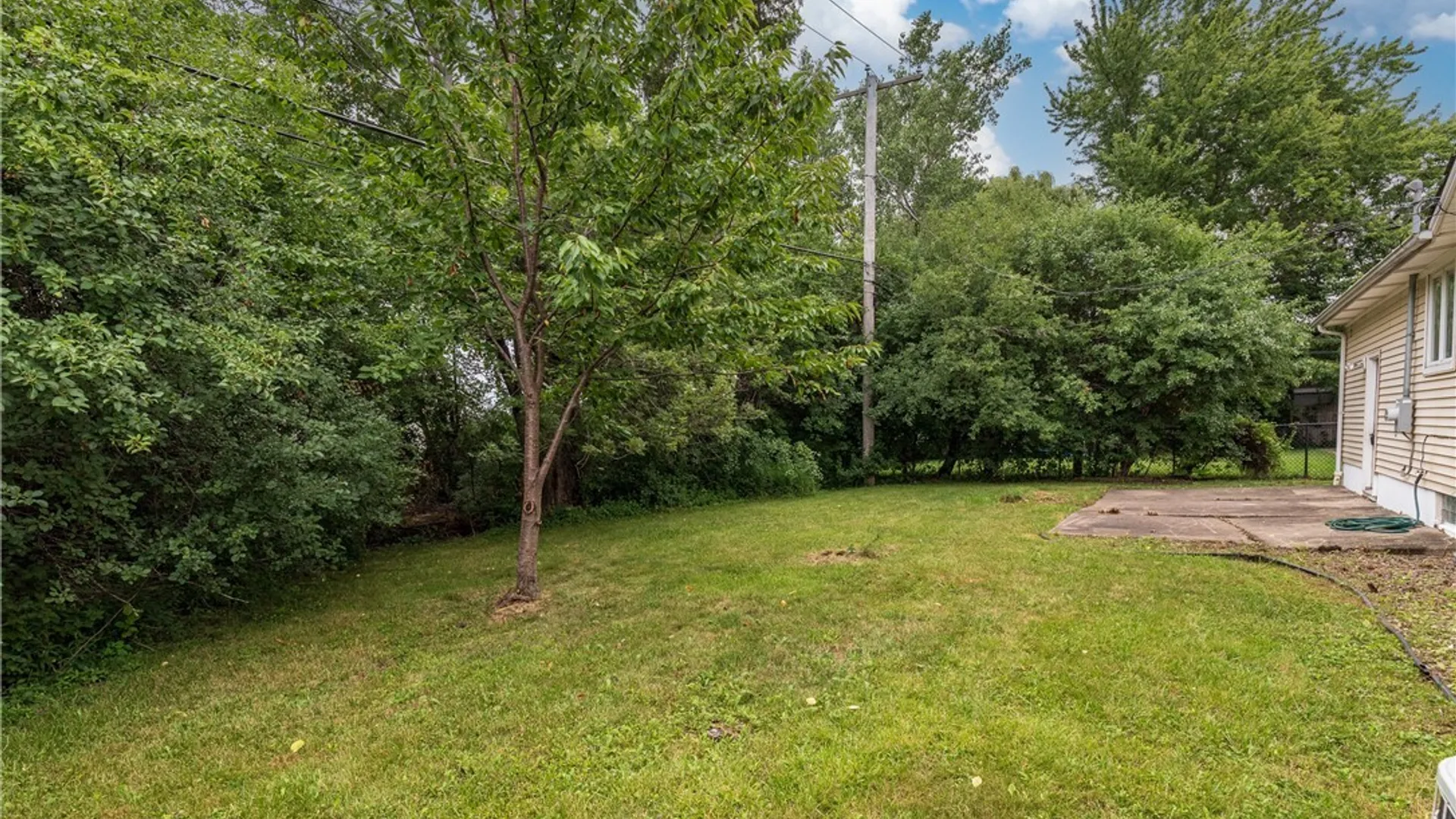Property at 16 Newgate Road, Amherst, NY 14226 39