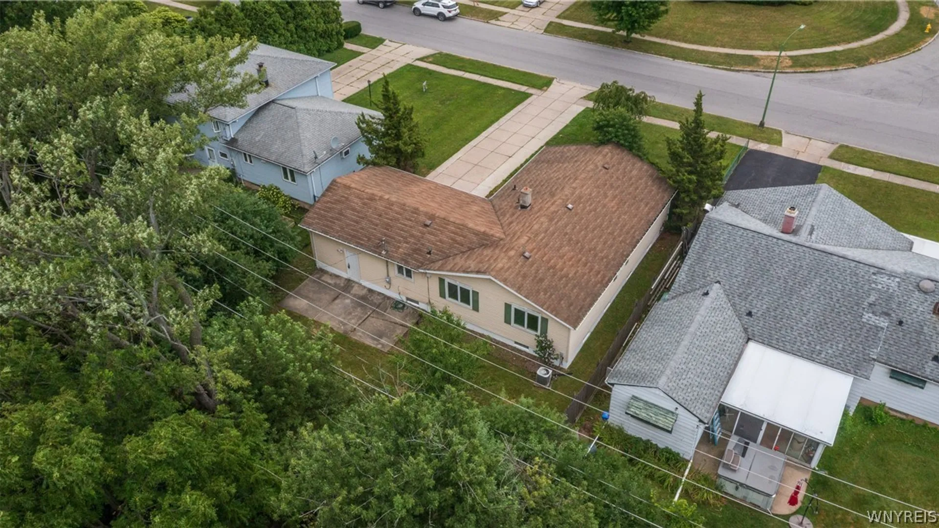 Property at 16 Newgate Road, Amherst, NY 14226 43