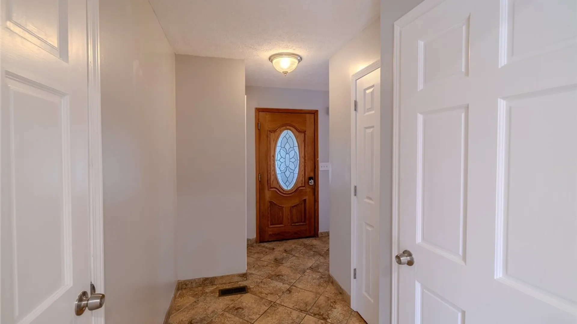 Property at 4211 Inverrary Drive, Clay, NY 13090 11