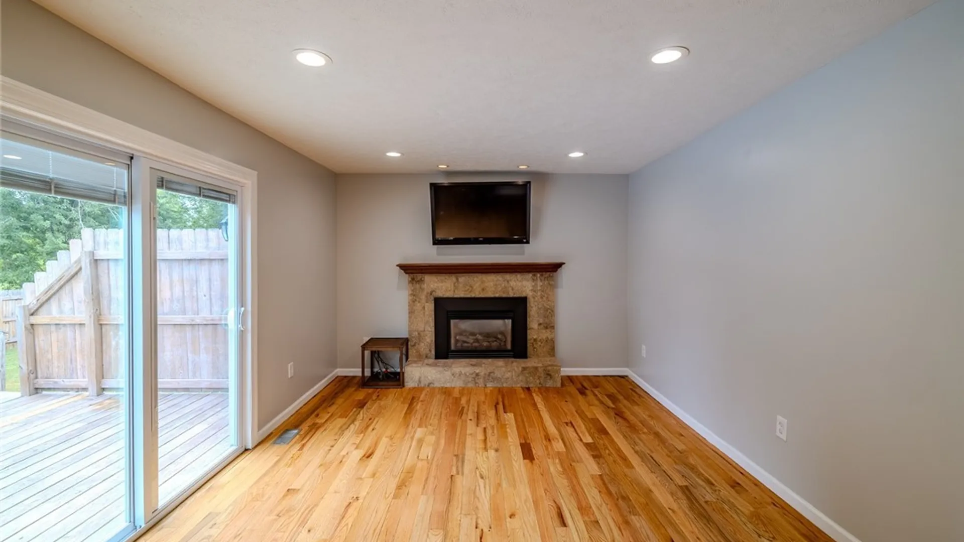 Property at 4211 Inverrary Drive, Clay, NY 13090 17