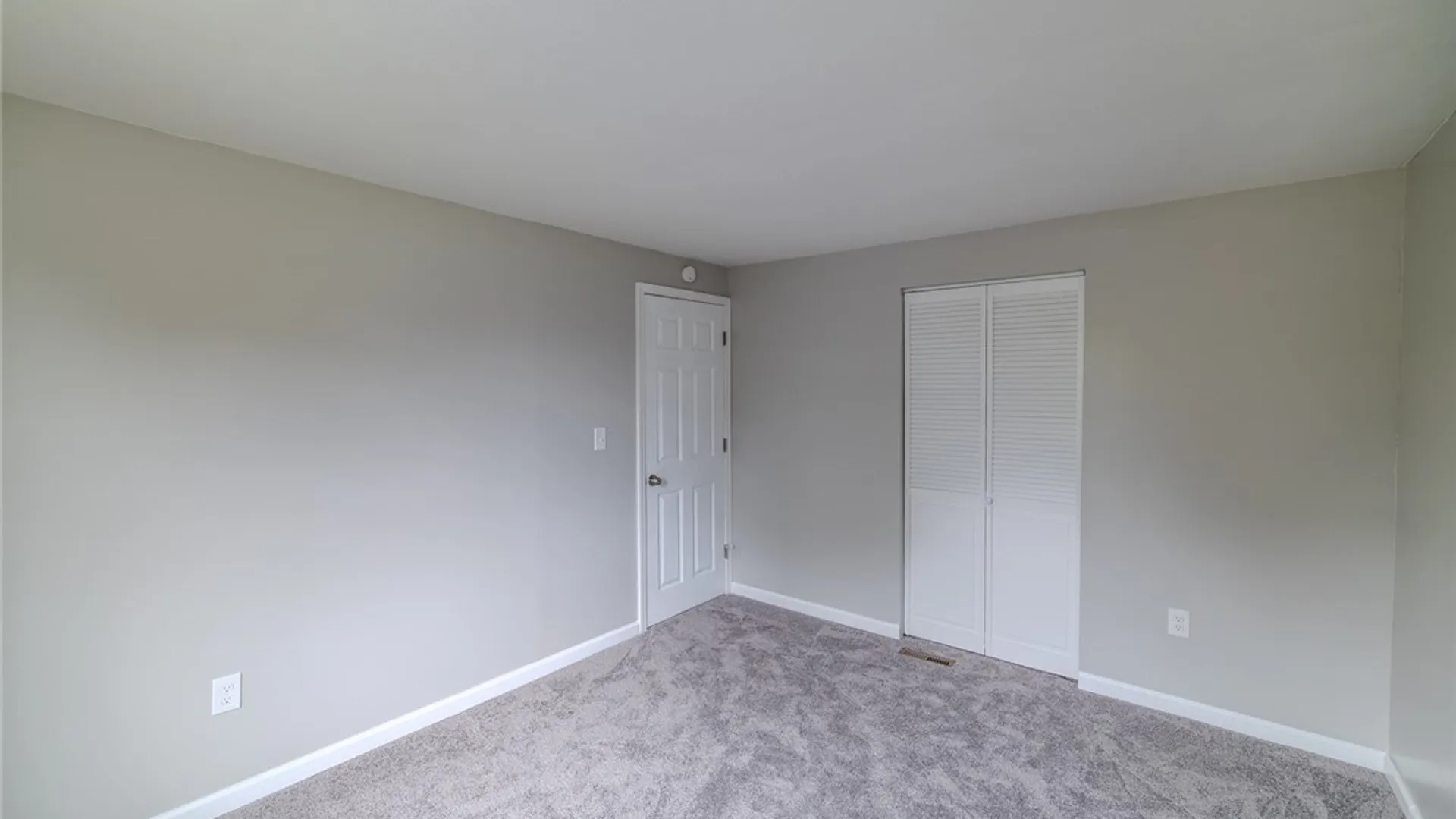 Property at 4211 Inverrary Drive, Clay, NY 13090 30