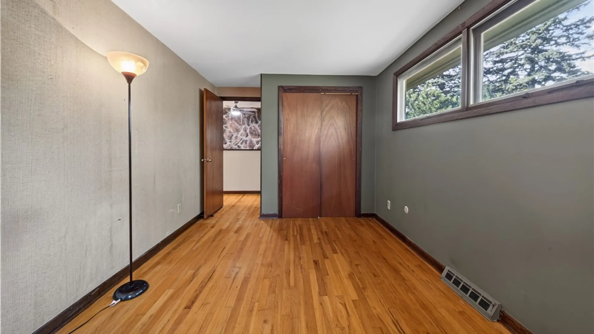 Property at 112 Mansfield Drive, Camillus, NY 13031 16