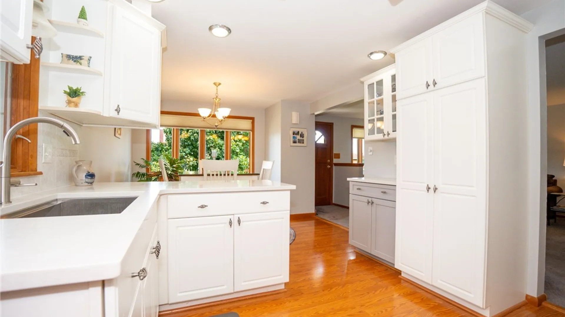 Property at 196 Banko Drive, Cheektowaga, NY 14043 5