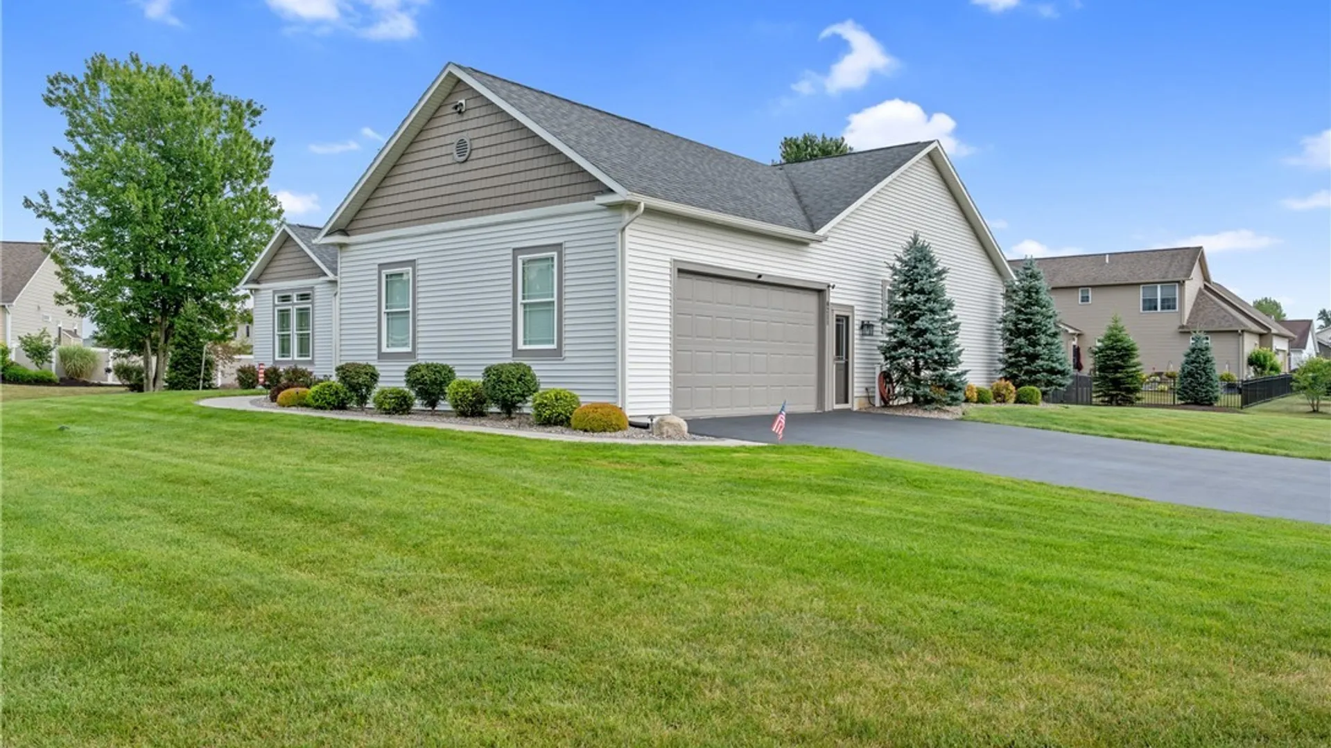 Property at 8211 Justin Drive, Clay, NY 13041 4