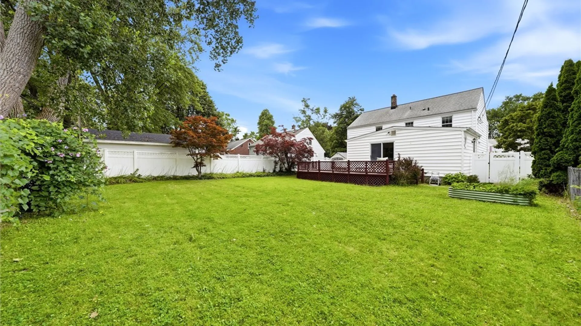 Property at 404 Darwin Drive, Amherst, NY 14226 39