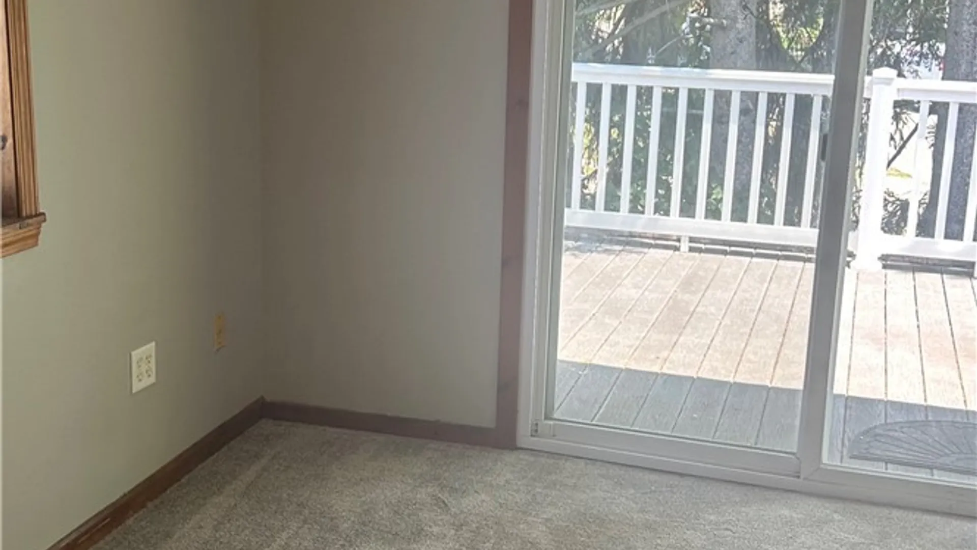 Property at 825 Payne Avenue, North Tonawanda, NY 14120 4