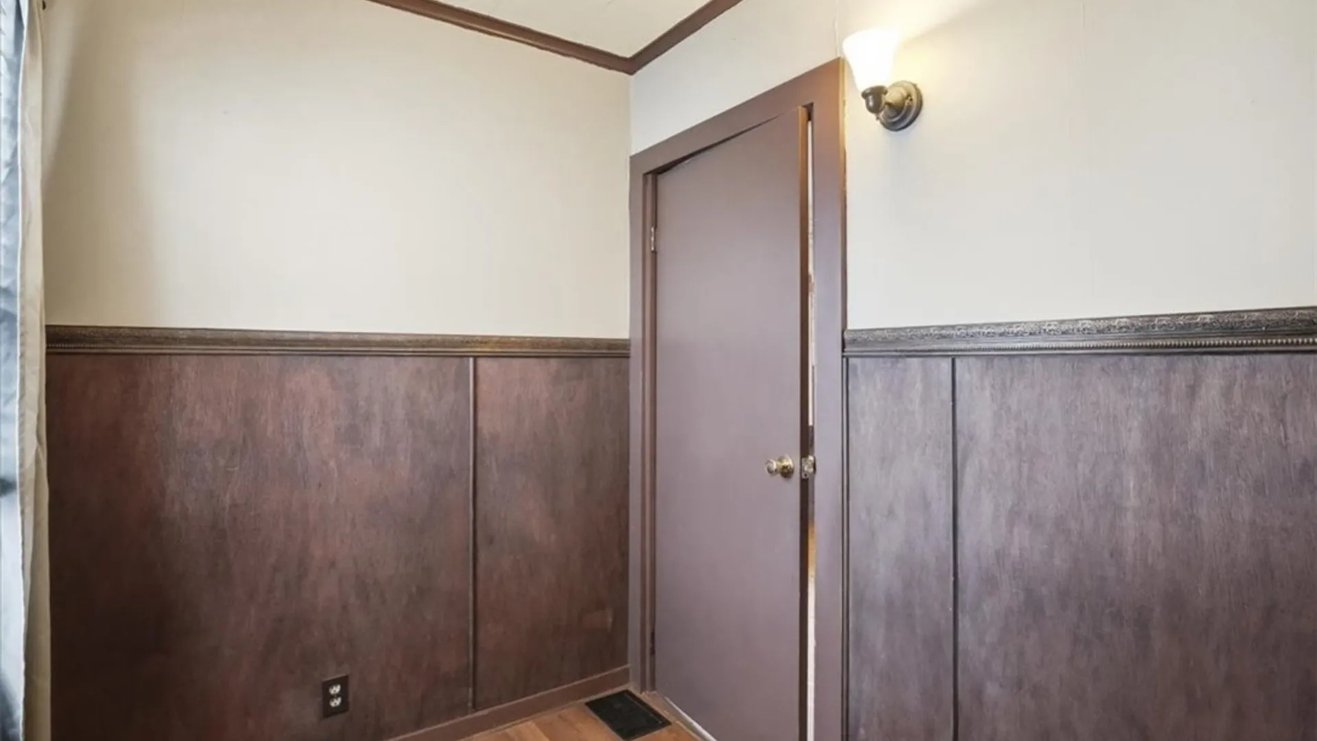 Property at 82 Peter Street, Buffalo, NY 14207 14