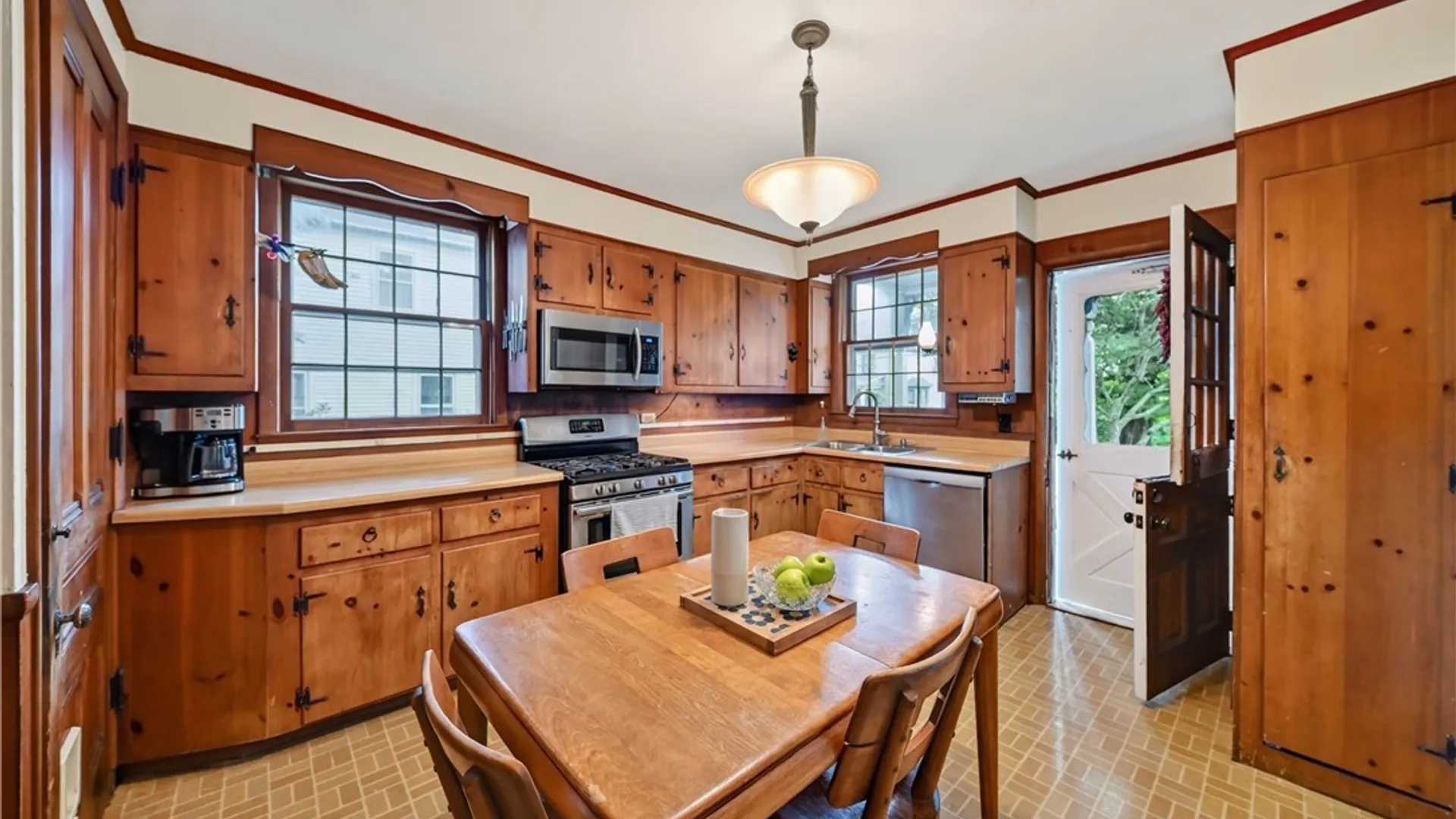 Property at 137 E Genesee Street, Auburn, NY 13021 28