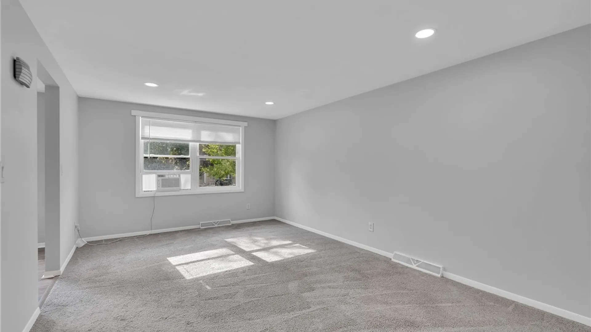 Property at 13 Banner Avenue, Lancaster, NY 14086 9