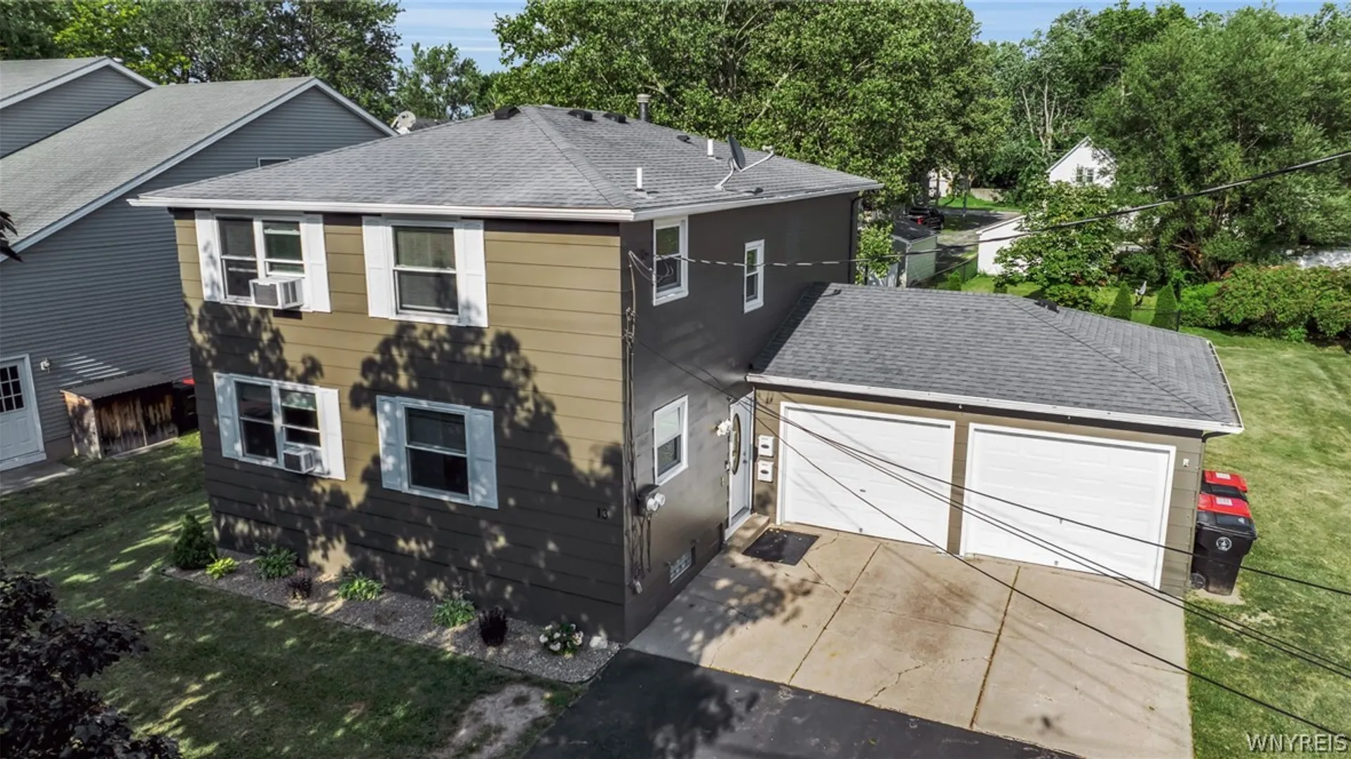 Property at 13 Banner Avenue, Lancaster, NY 14086 3