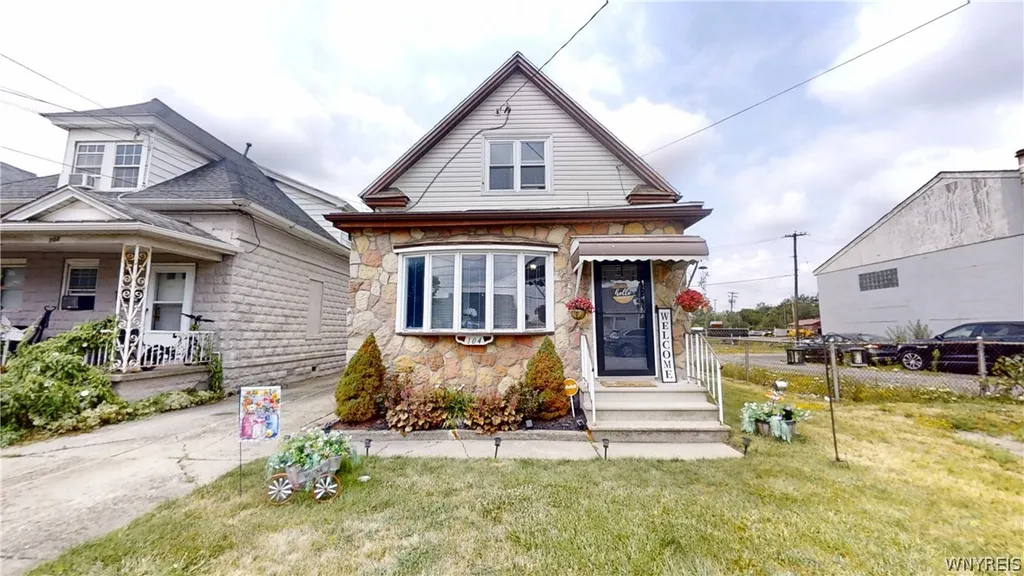 Property at 104 Colton Street, Cheektowaga, NY 14206
