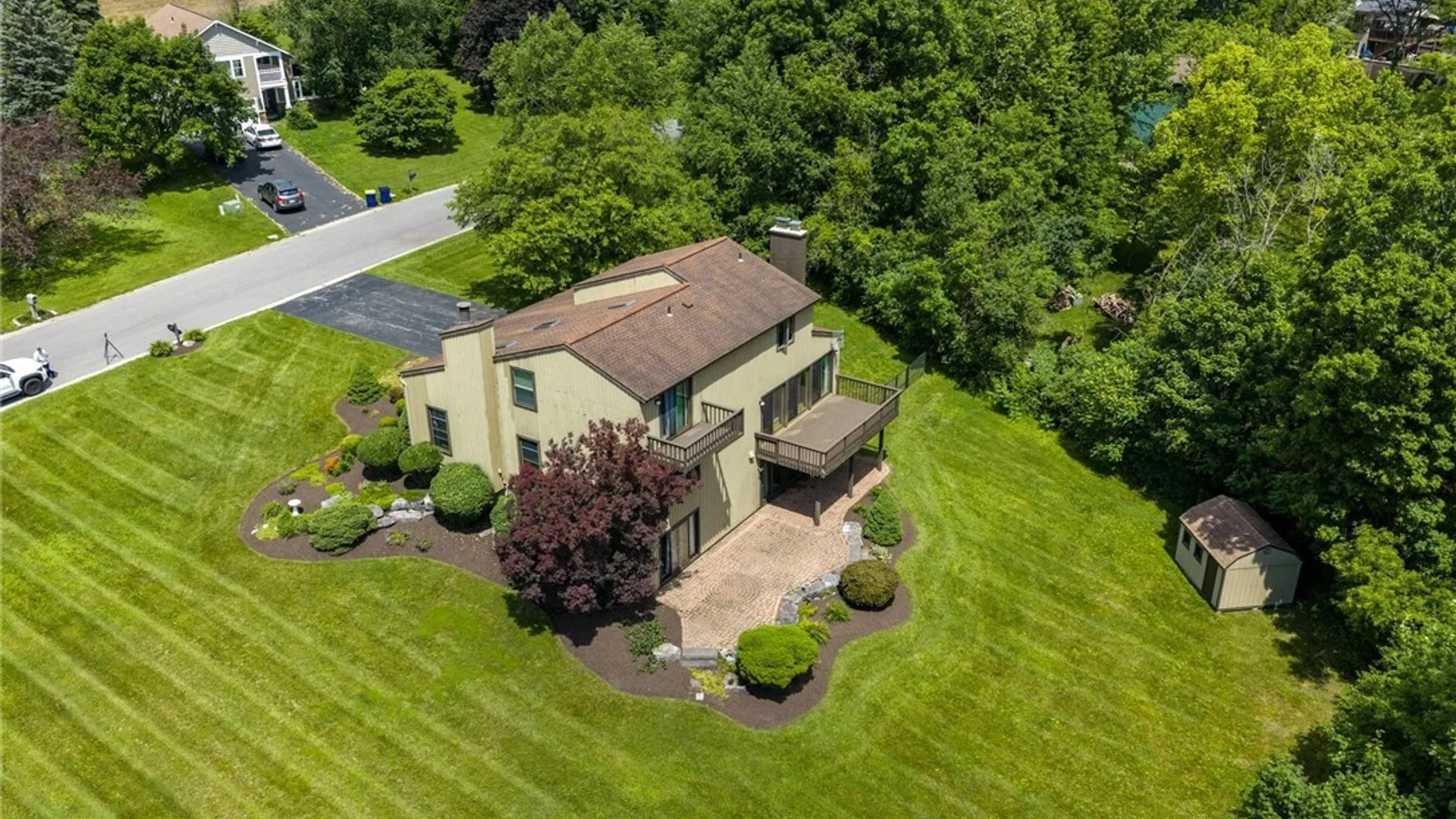 Property at 4390 BELLEFLOWER Circle, Onondaga, NY 13215 6