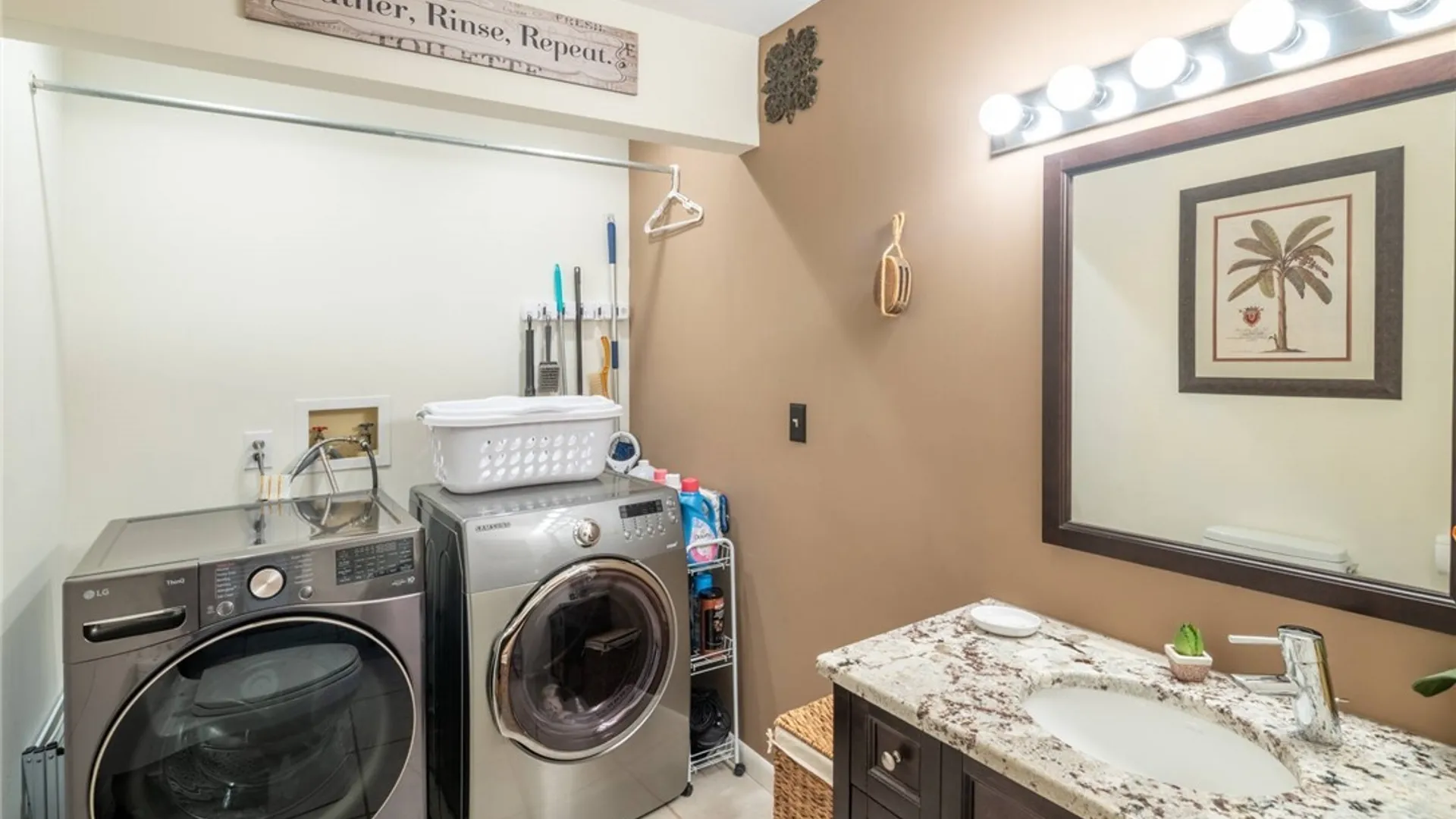 Property at 4390 BELLEFLOWER Circle, Onondaga, NY 13215 21