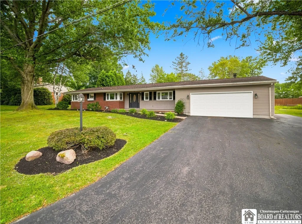Property at 7 Briggs Street, Busti, NY 14750
