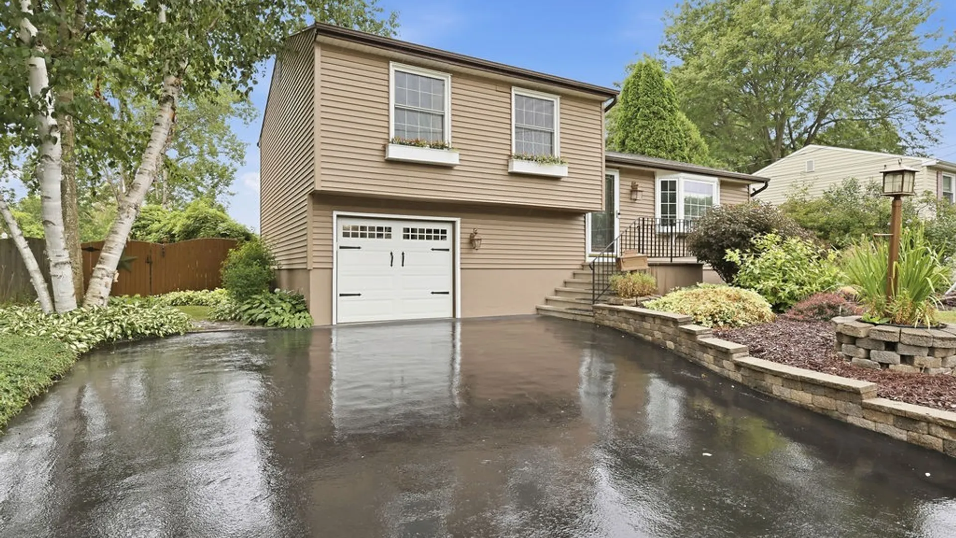Property at 4228 Hunting Creek Drive, Clay, NY 13041 3