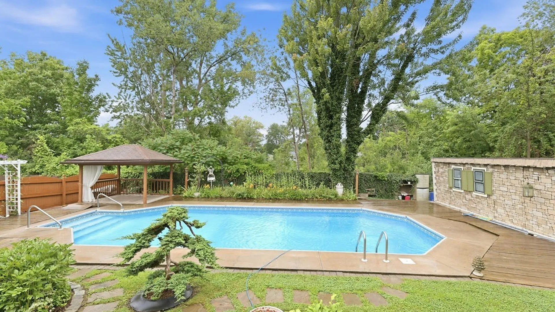 Property at 4228 Hunting Creek Drive, Clay, NY 13041 32