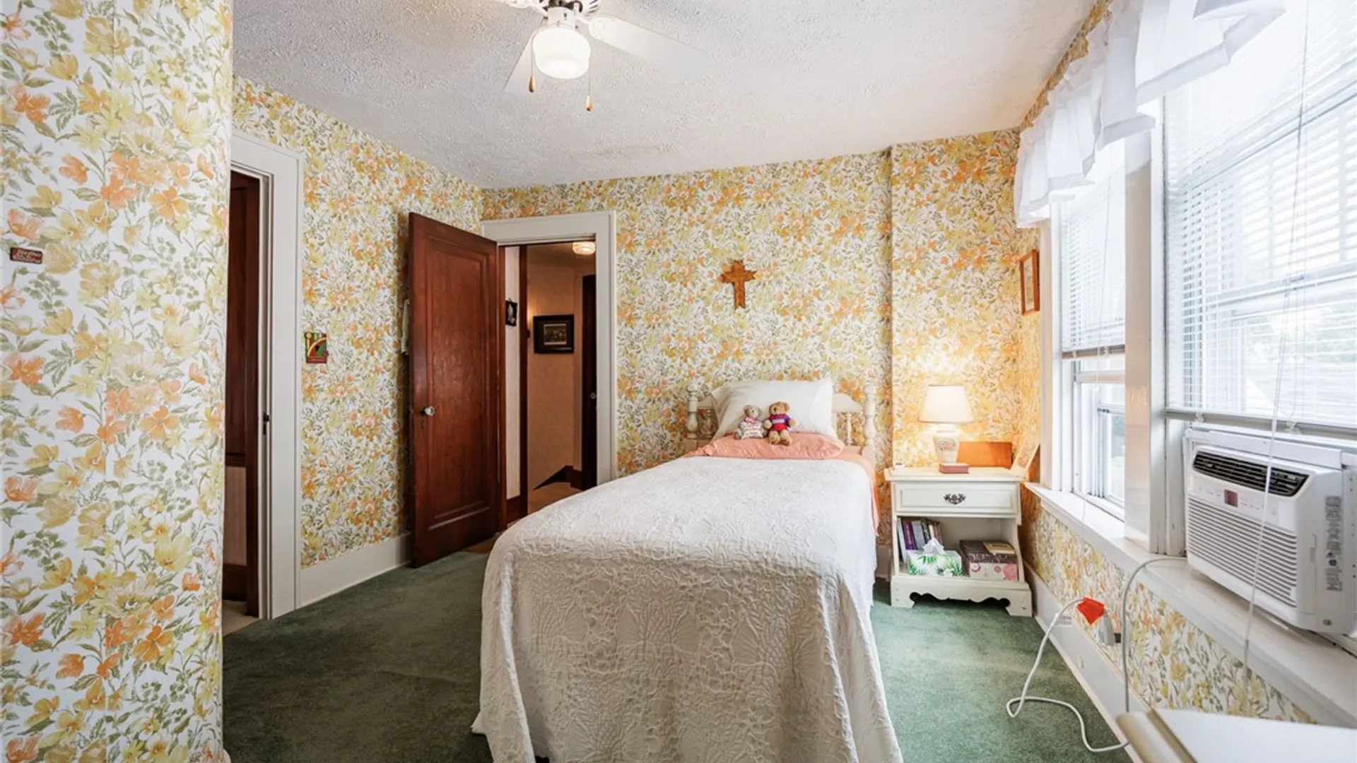 Property at 4069 Lake Avenue, Rochester, NY 14612 34