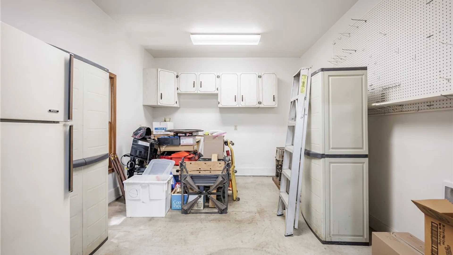 Property at 4069 Lake Avenue, Rochester, NY 14612 7