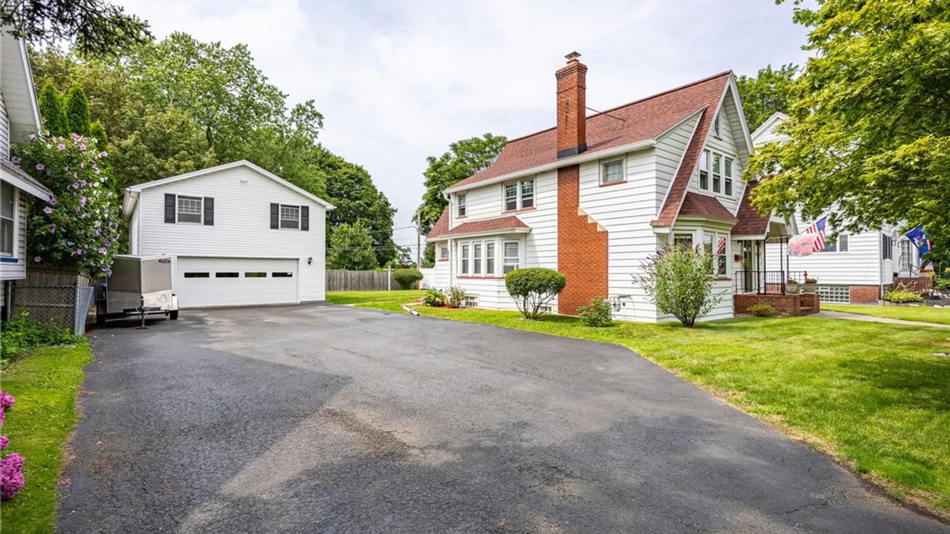 Property at 4069 Lake Avenue, Rochester, NY 14612 43