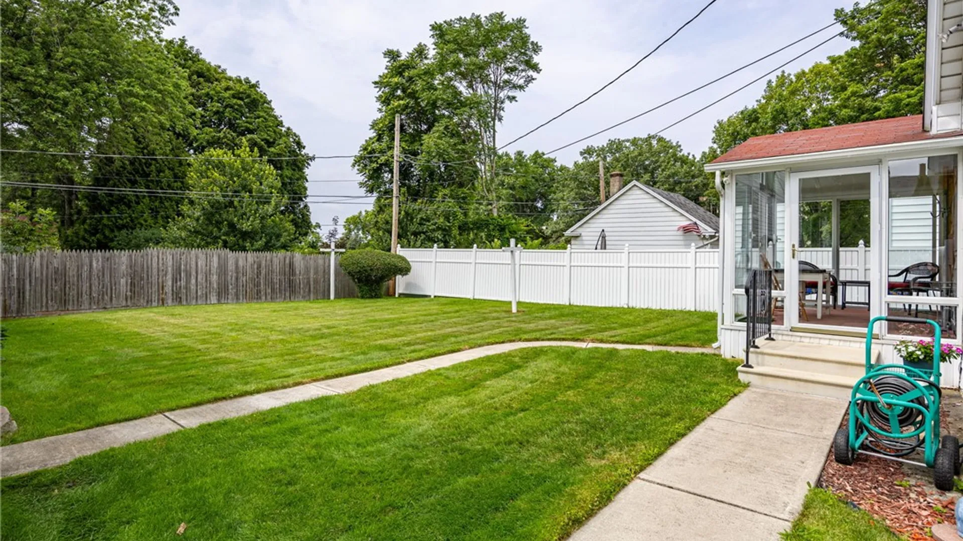 Property at 4069 Lake Avenue, Rochester, NY 14612 44