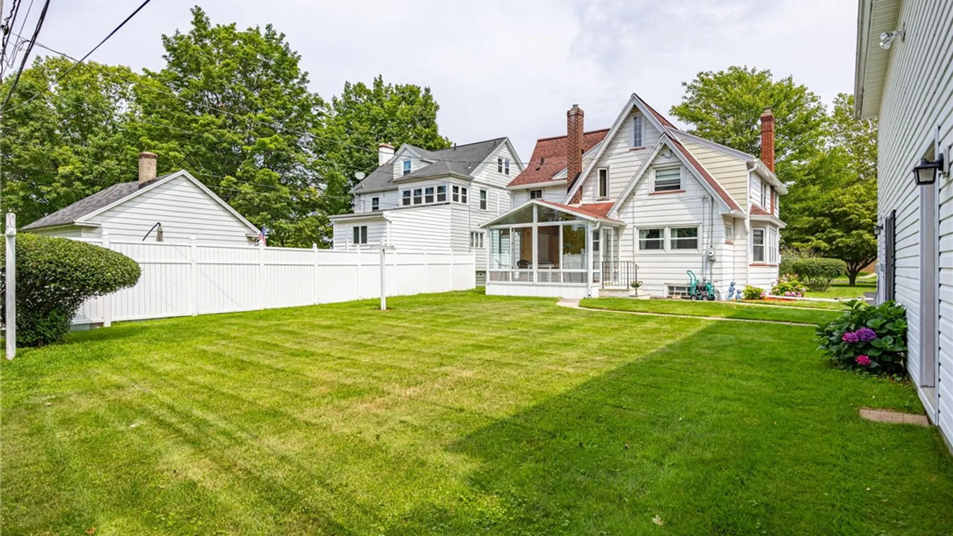 Property at 4069 Lake Avenue, Rochester, NY 14612 48