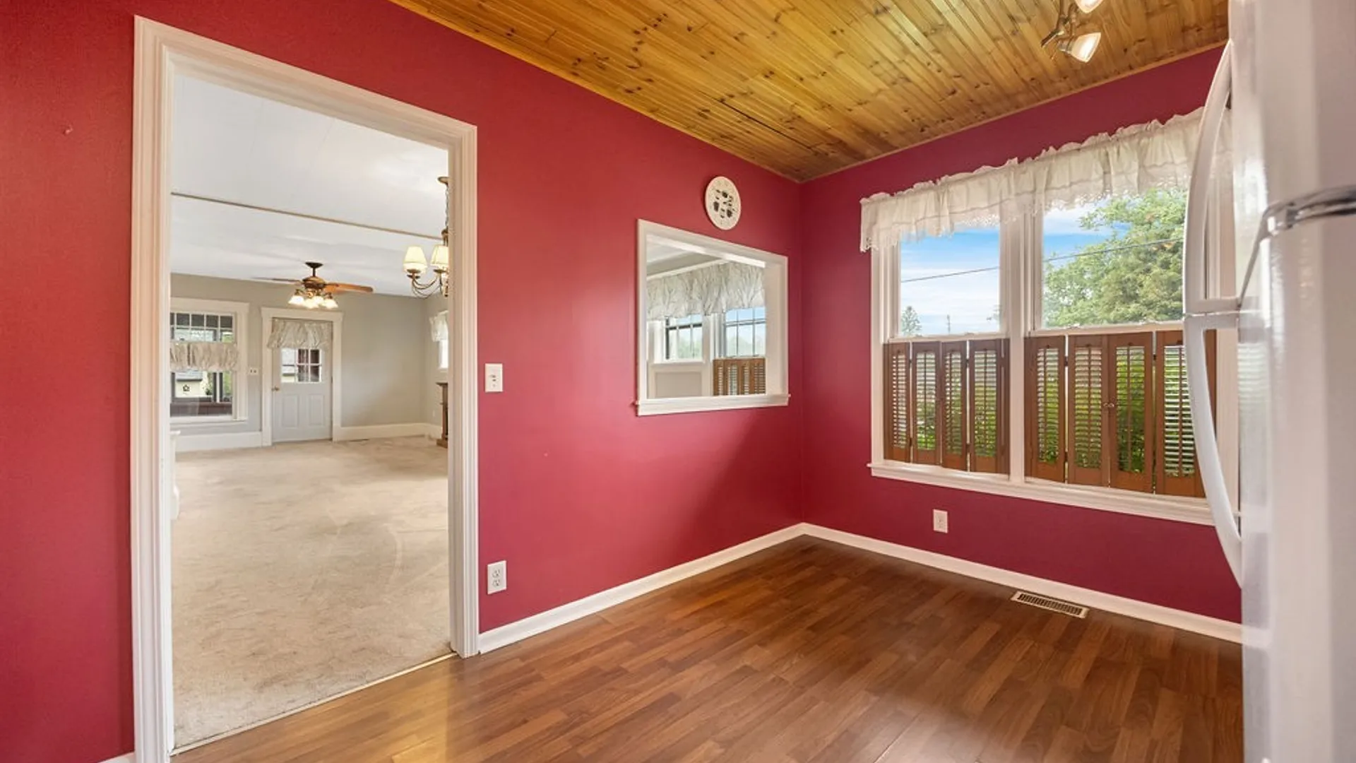Property at 105 Pexton Street, Vernon, NY 13461 12