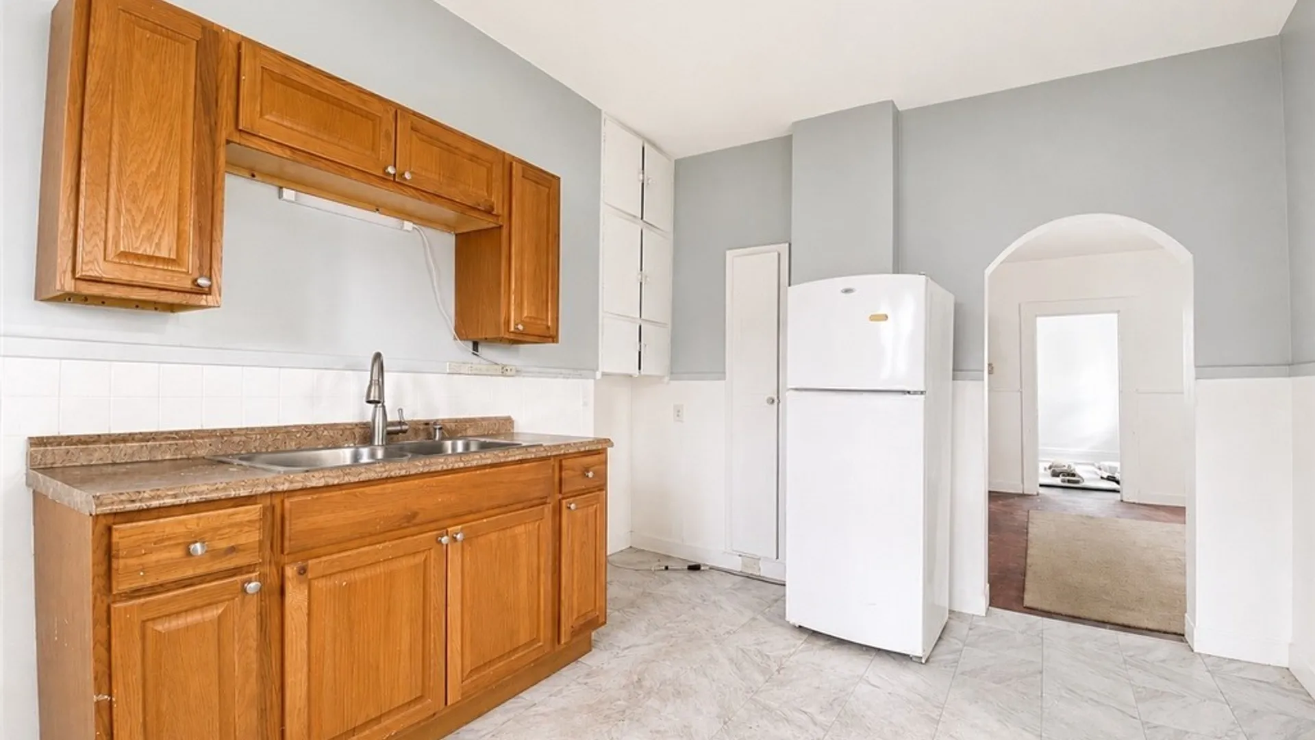 Property at 760 16th Street, Niagara Falls, NY 14301 3