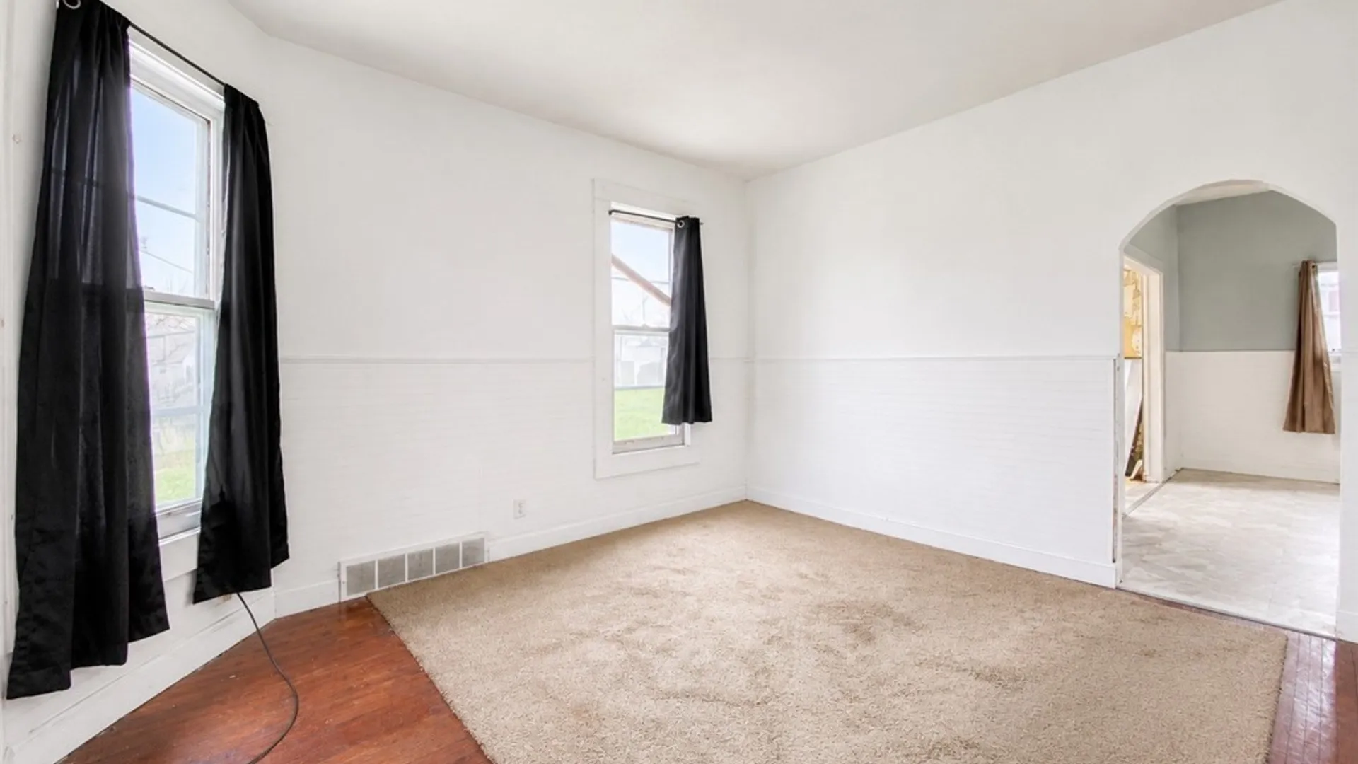 Property at 760 16th Street, Niagara Falls, NY 14301 8