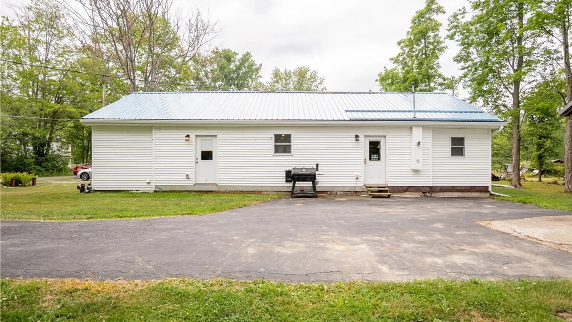 Property at 9378 Lemon Street, Evans, NY 14006 32