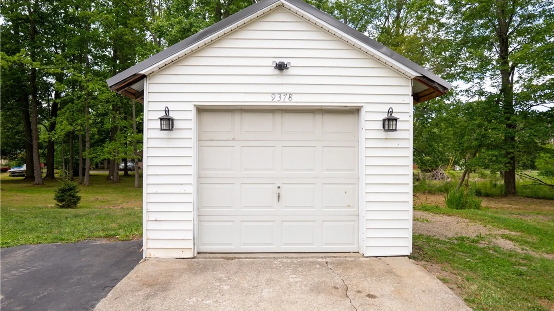 Property at 9378 Lemon Street, Evans, NY 14006 36