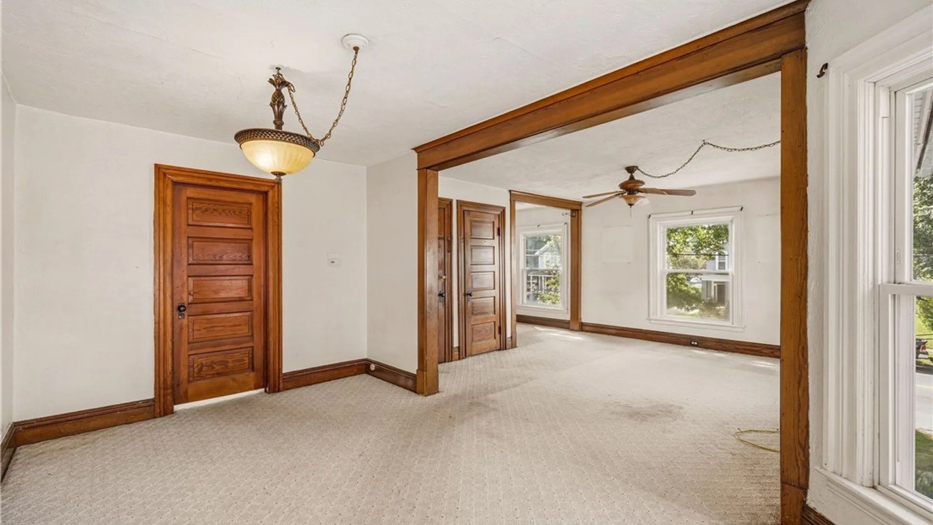 Property at 343 East Avenue, Lockport City, NY 14094 27
