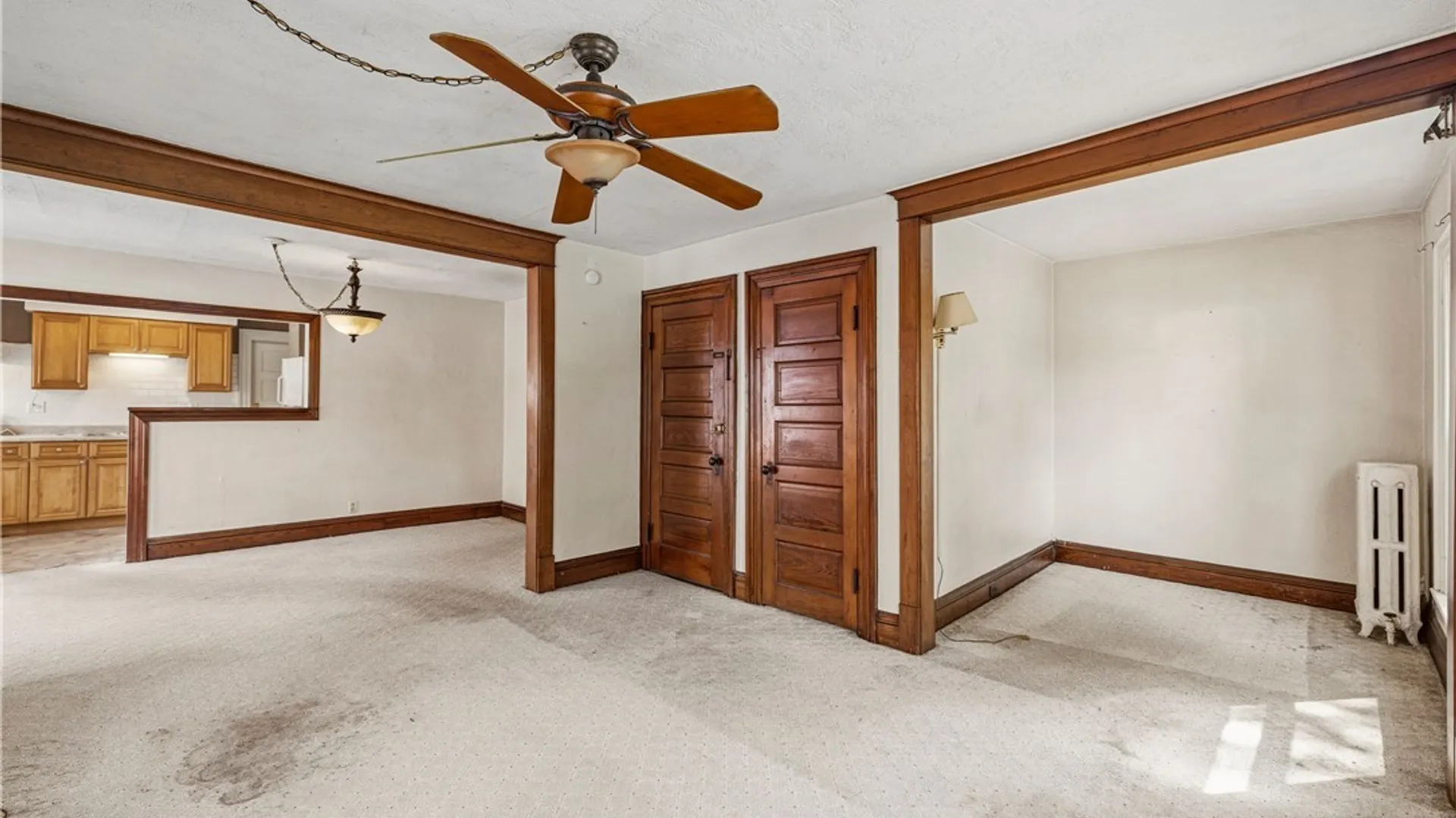 Property at 343 East Avenue, Lockport City, NY 14094 30