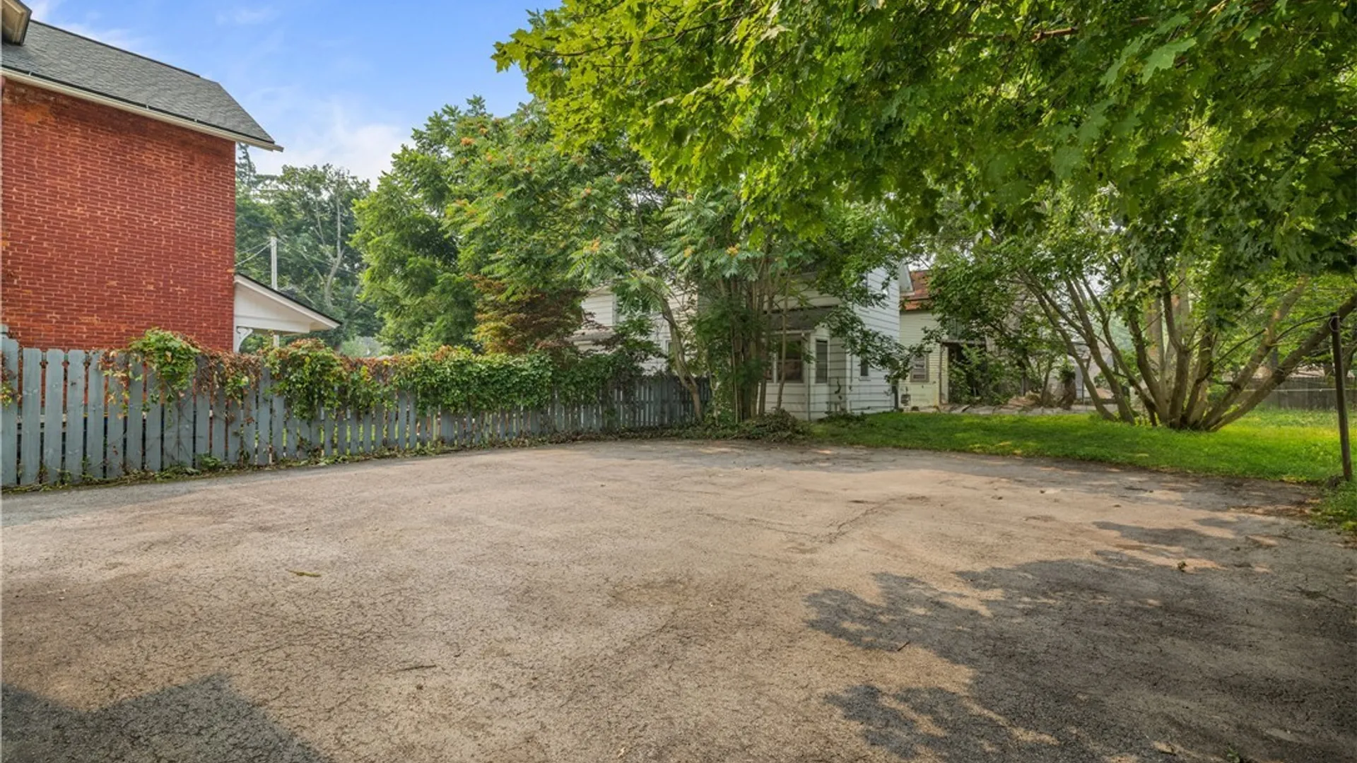 Property at 343 East Avenue, Lockport City, NY 14094 35