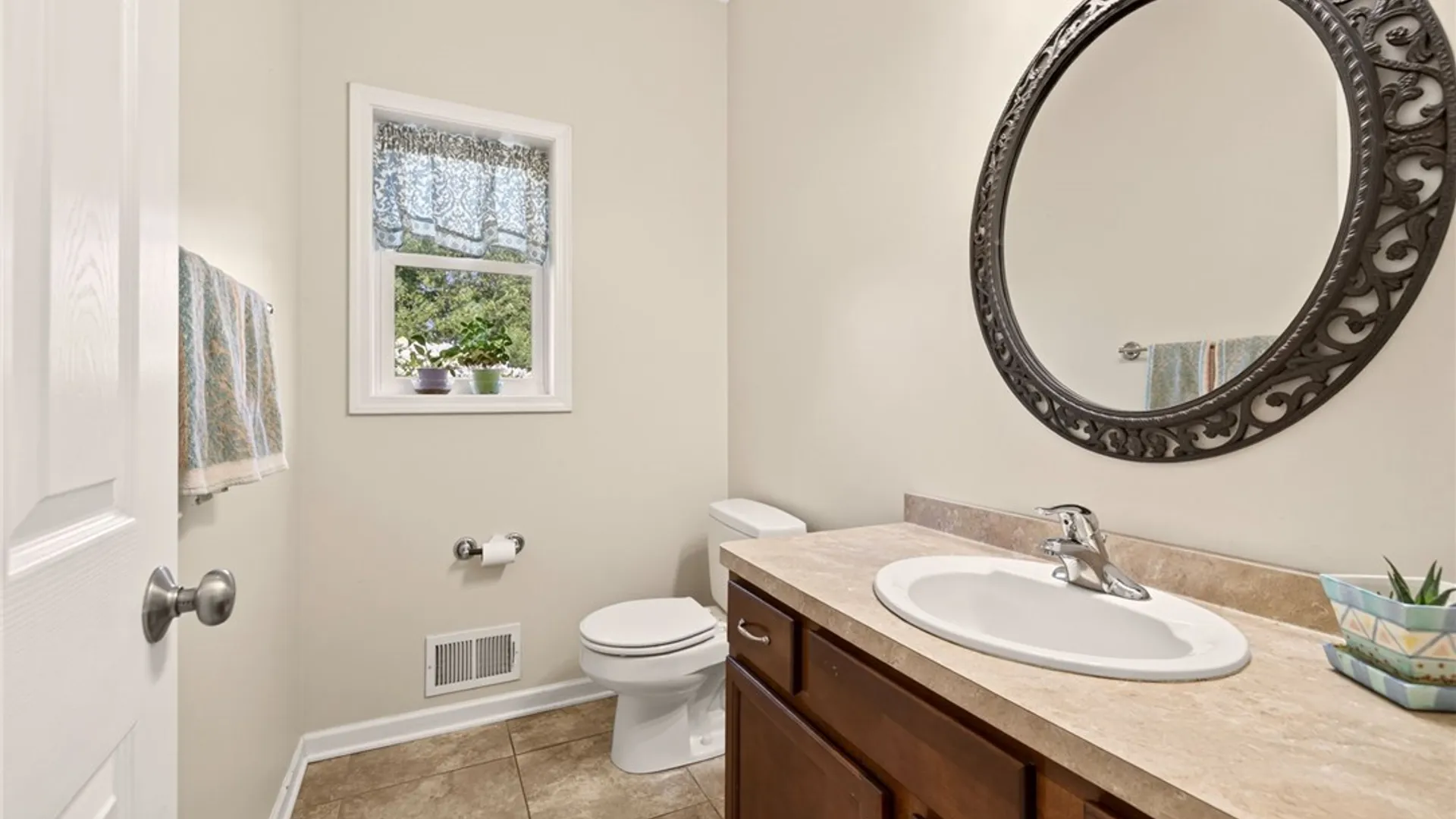 Property at 7682 Shoreline Boulevard, Ontario, NY 14519 19
