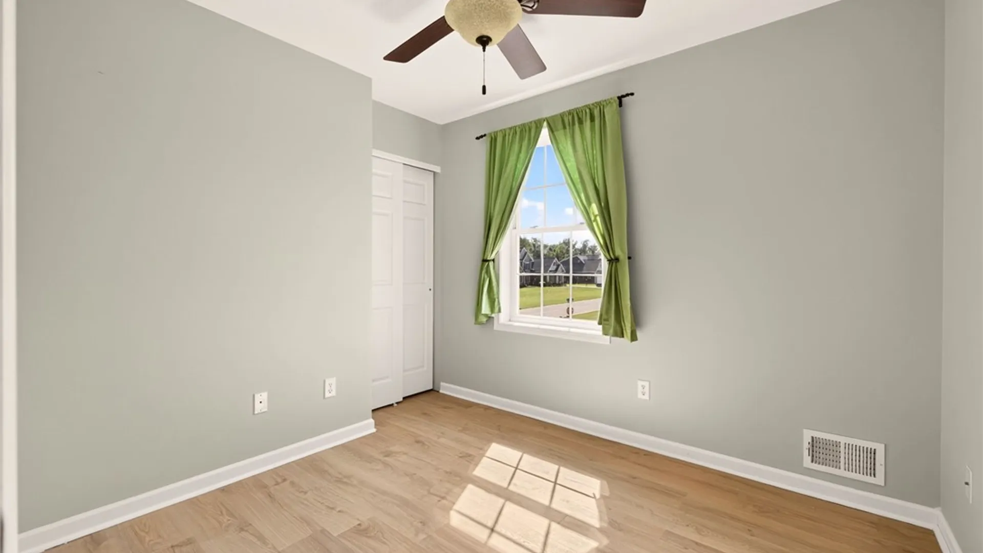 Property at 7682 Shoreline Boulevard, Ontario, NY 14519 30