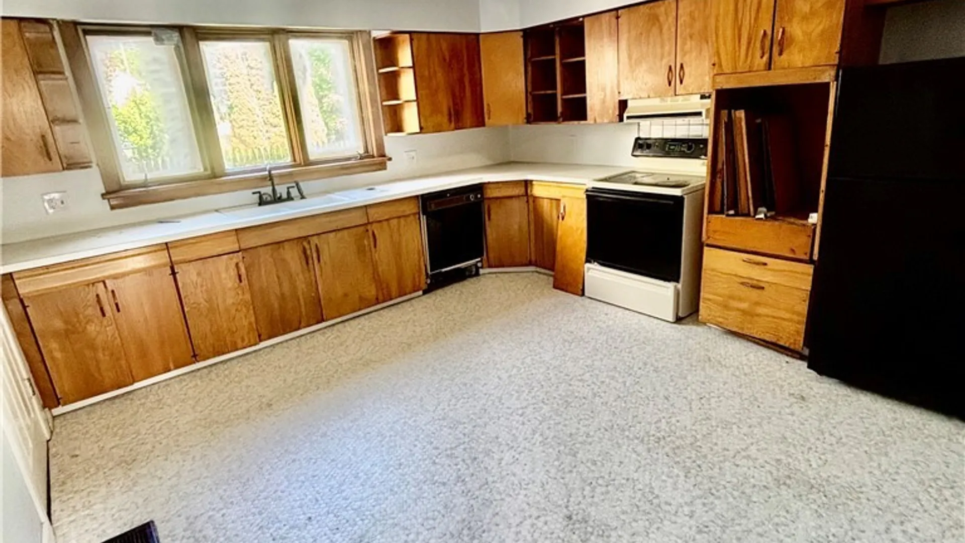 Property at 2 Gaylord Street, Auburn, NY 13021 7